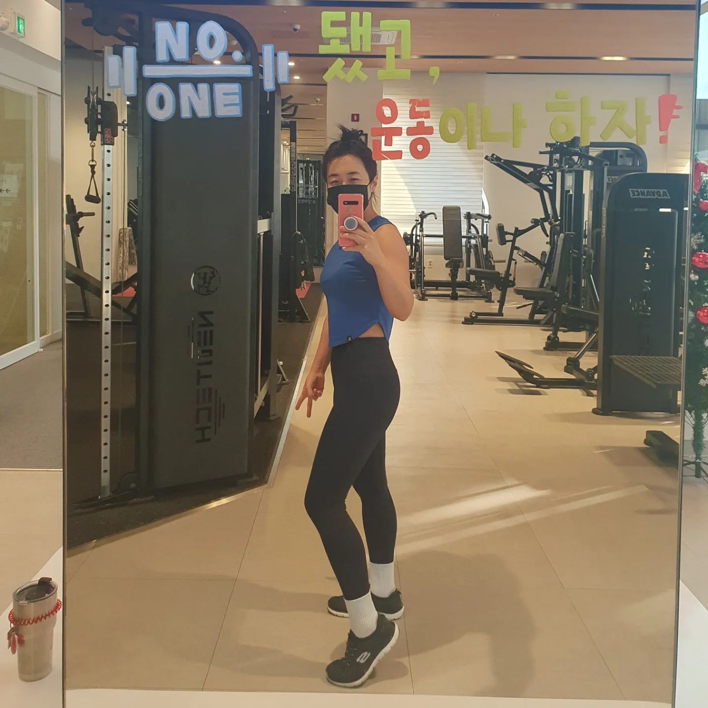 #오운완🏋️ 
#힙운동#하체운동

오늘은 빵뎅이 공격입니다🤪🤪🤪

간만에 인바디를 쟀거든요
근육양은 줄고 체지방은 늘고
참놔
인바디랑 나랑은 안맞아~  안맞아~
눈바디랑은 왤케 다를까요?
대실망이야 증말👿👿👿👿👿👿👿👿

🎈식단을 안하는데 누구탓을 해 🤣🤣🤣🎈

.
.
.
.
.
.
#운동소통#운동선팔#운동맞팔#헬스타그램#운스타그램#눈바디체크#운동자극#운동하는사람#쇠질녀#헬스장#ㅇㅇㅇ#건강그램#다이어터그램#헬린이그램#ootd#gymlover #헬스녀그램