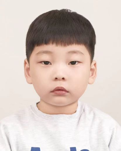윤성, 윤후, 별님

우리 셋 증명사진❣️
