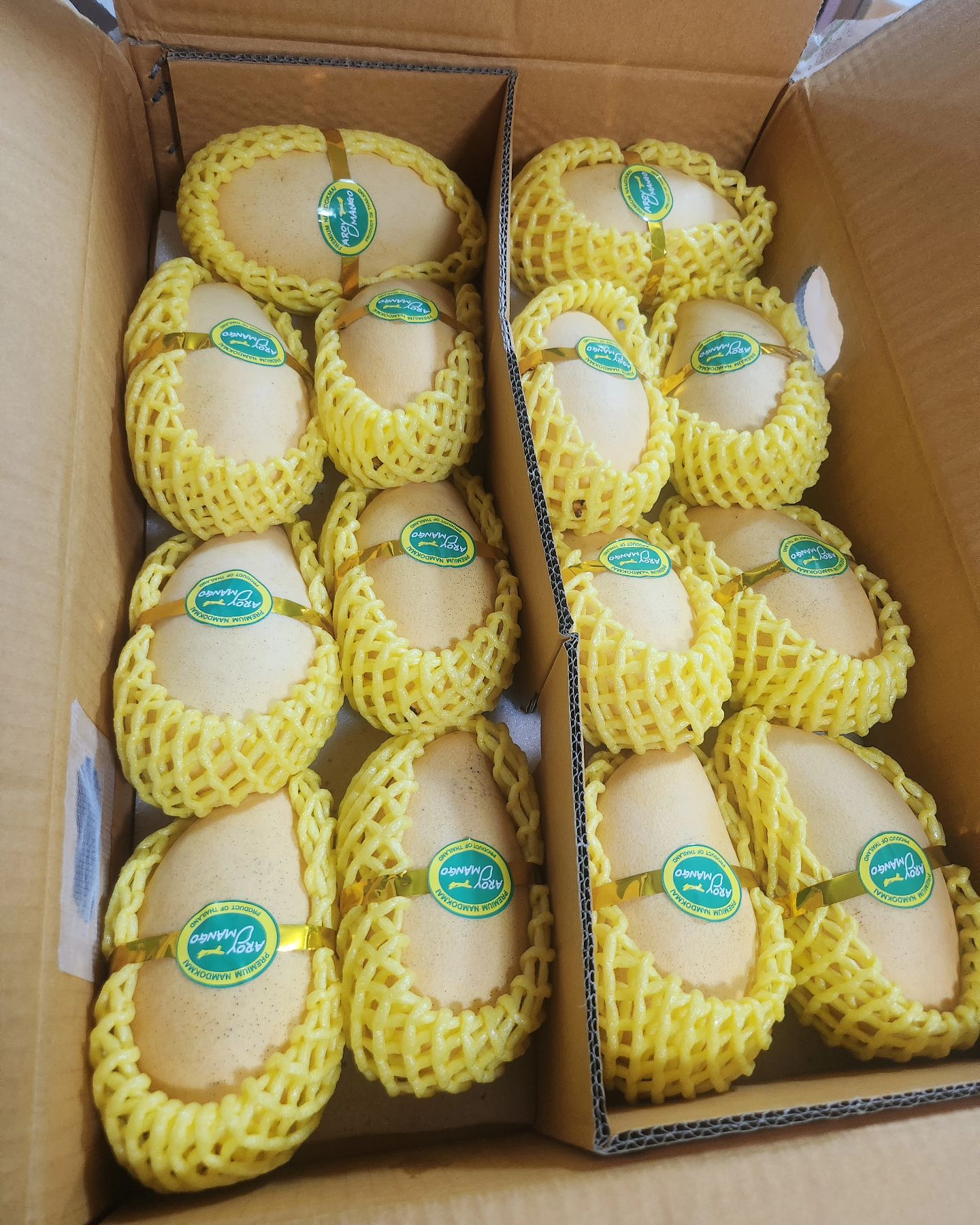 과일 좋아한다면
추천

fruit_cuma 
joongdi 

광고받는  인스타도 아니고
찐 내돈내산
여기서 구매하고
아직
과일실패해본적없음

광고아님
여기서 이벤트 많이하는데 
단 한번도 당첨된적없지만

과일좋아하는 사람들을 위해서 올려봄

과일좋아하는 진영언니도 ㅋ 팔로하더라

leejinyoung7608

우리나라 과일이 비싸서 
그래도 과일먹으라고
정부가 수입과일 관세부과안해서
지금 수입과일 저렴

저렴할때 수입과일 먹어보자~~

망고는 사랑이에용~~~ㅎㅎ