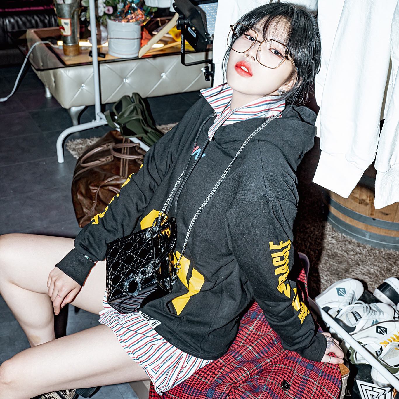 요즘 아무 것도 못해서 그런가 
피드에 올릴 만한게 너무나두 없네용😭

운동 해야하는데 못하구 
술을 너무 먹으니 
점점 돼지가 되어가는 중이랄까🐷🐷꿀꿀..