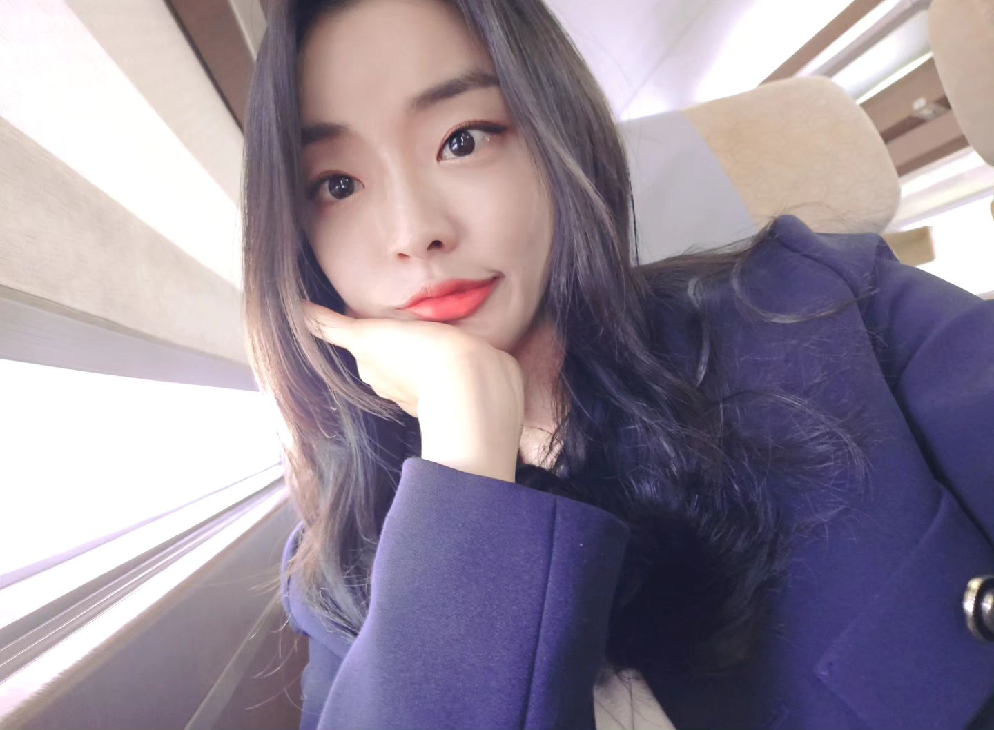 💙
 

잠을몬자서 머리가 무겁소🤣
빨리 대구 가서 냉삼 먹오야지😘

#instagram#selca#selfie#대구#서울#출장#바쁘다바빠#춥고#덥고#날씨미쳤네#냉삼#맛있겠다