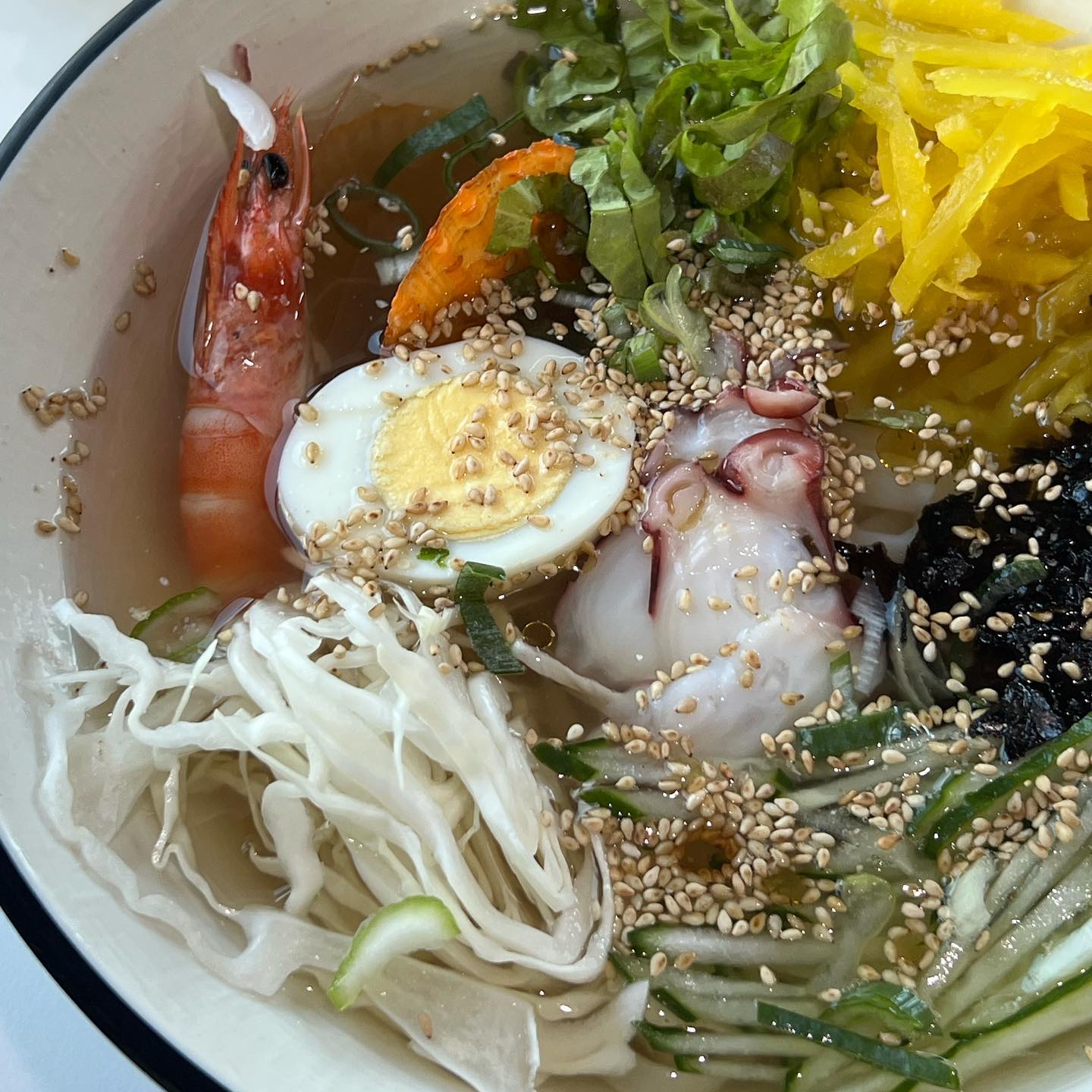 #냉칼국수

기장 콧바람