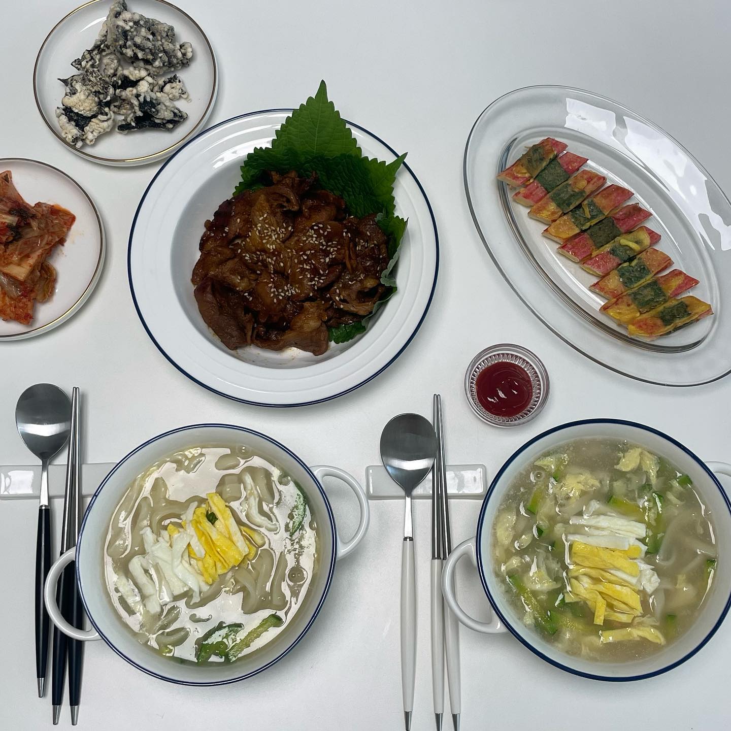 오늘점심💛
#칼국수
#맛살전
#불고기