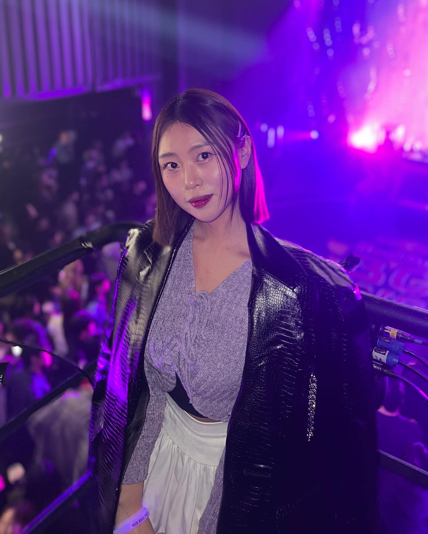 Red bull purple lunching party💜 redbullkr 

-

초대해준 예쁘니 고마워😍 sarah_h0129 🫶🏻

덕분에 쿠기님과 레이디바운스분들의 공연도 보고💓

응가온니랑 데이트두 하굿 kyoung_wbbooty 🫶🏻

예쁜사람들이랑 사진도 찍고 아주 절거워떠❤️‍🔥

#레드불 #redbull #redbullkr #런칭파티