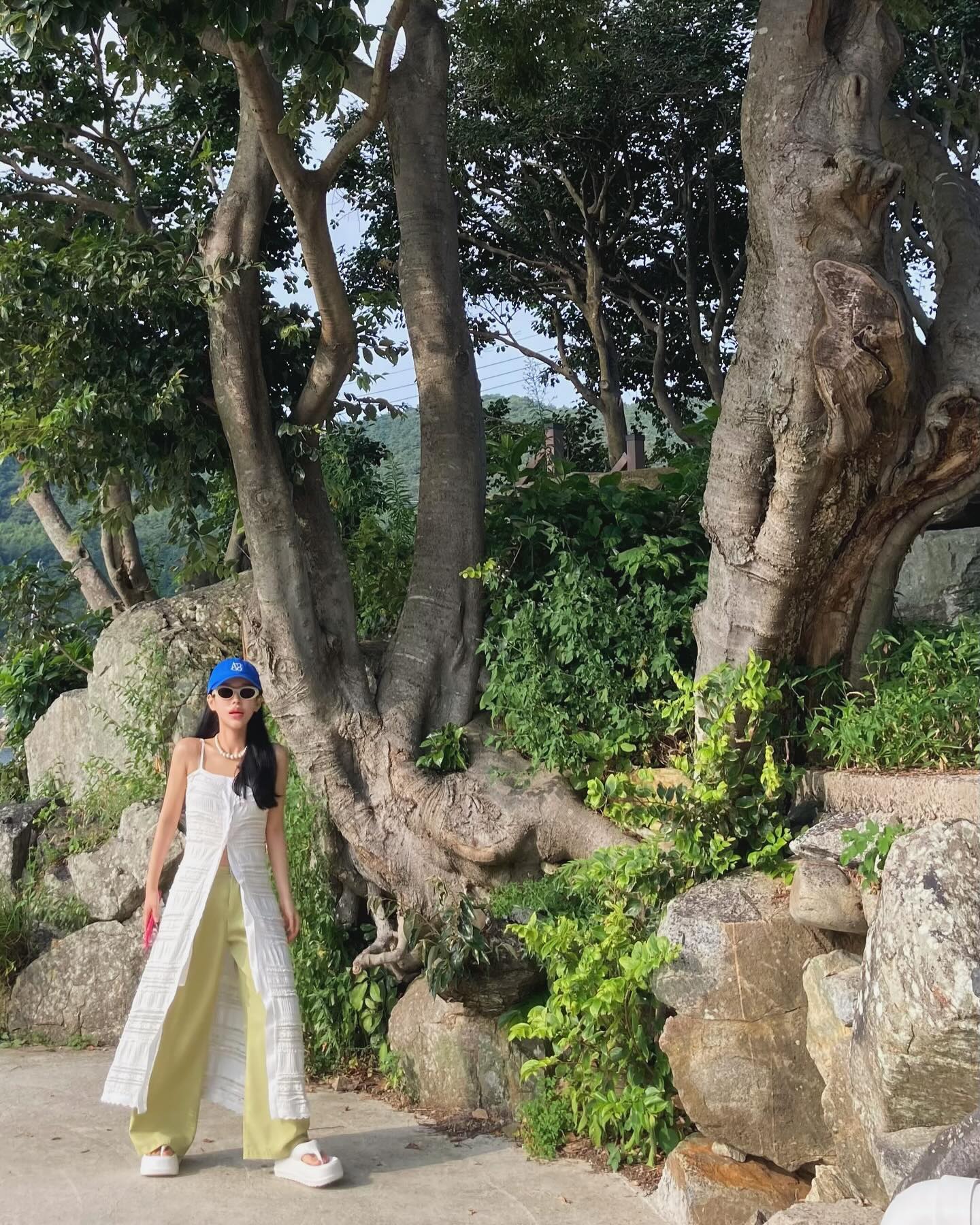 asblshop_official 

날씨 므야 ..🌴☀️🍺🫧
더우니 화장은 패스하고 이뿐 모자쓰고 논누가긔 ^^💙🩵💙🩵🧢
모자 없음 몬나가 피부 지켜 !!!!!!
 

🎉자사몰 10% 오픈 할인 이벤트 !!!!!🎉

 

asblshop_official,#ASBL #에이에스비엘 #볼캡 #ballcap #패션모자 #브랜드모자 #대두볼캡 #대두 #ootd #daily #fassion #볼캡추천 #daillook #오오티디 #브랜드볼캡 #셀럽 #여름볼캡 #유니크볼캡 #남자볼캡 #남자모자 #여자볼캡 #여자모자 #커플볼캡