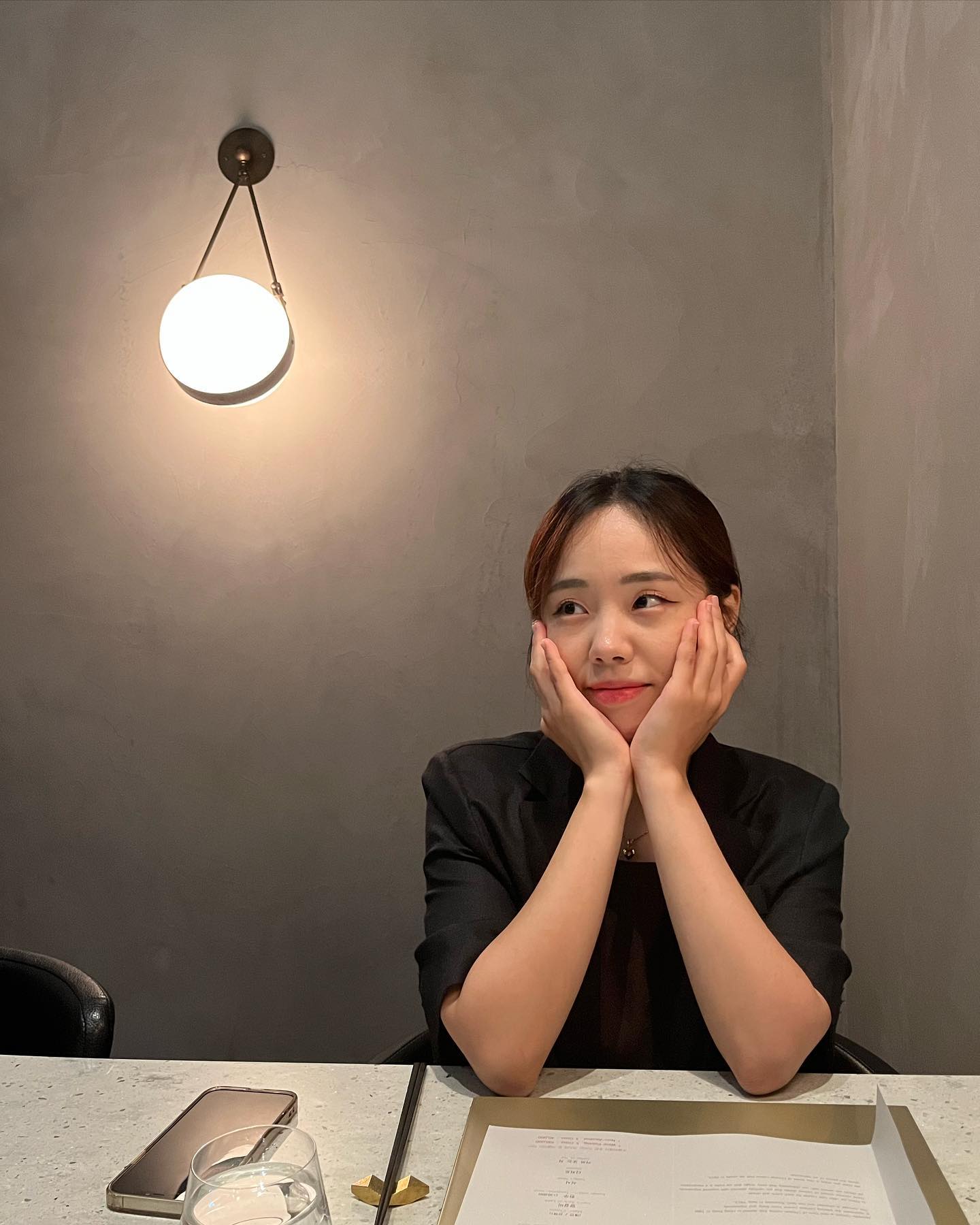 #협찬
요즘 한남동에서 핫하다는 #피에세 #파인다이닝 다녀왔어요 🫶🏻 홍콩에서 시작된 새로운 중화요리 컨셉의 퓨전 레스토랑이에요 🤍 전부 개별 룸으로 되어있어 프라이빗하게 즐길 수 있고, 서비스 음식 모두 대만족 ☺️ 곁들일 수 있는 와인도 정말 많고 추천도 해주시니 좋은 날 좋은 사람과 함께 또 와야겠어요 👍🏻
.
.
.
.
#누벨시누아 #한남레스토랑 #한남동맛집