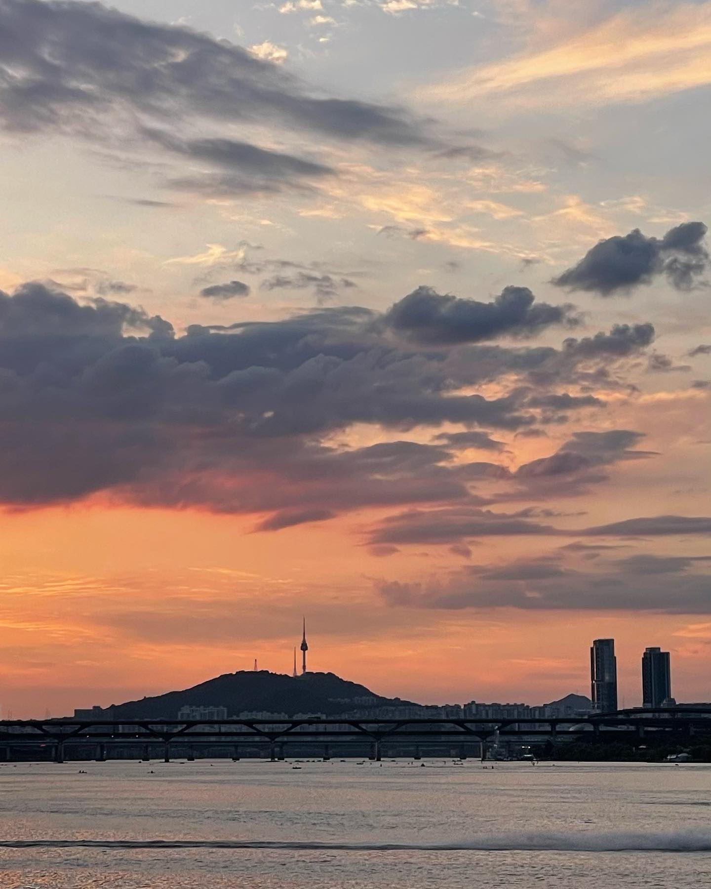 힐링 그 자체였던 한강🌟 행복한 시간만 가득가득ღ