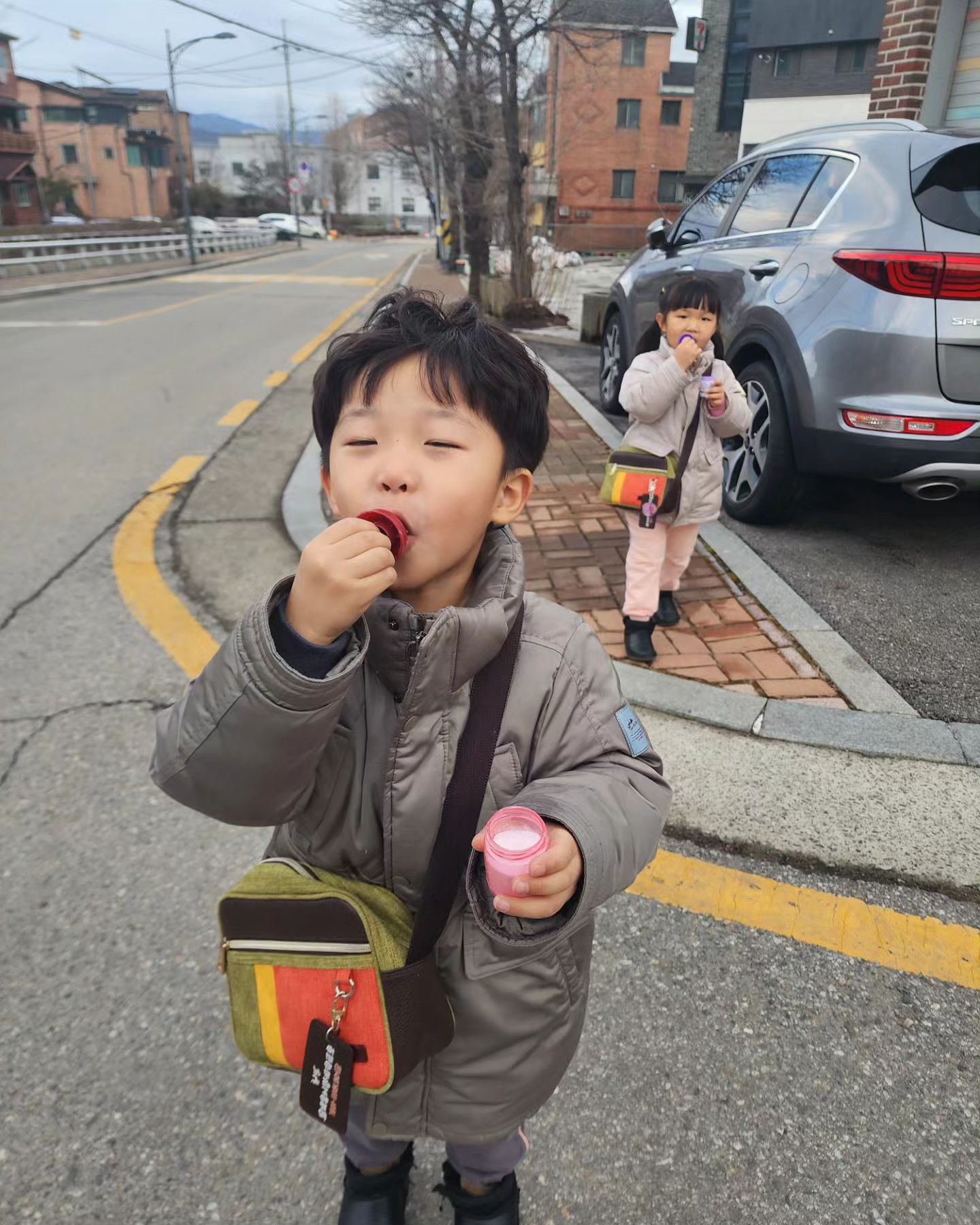 ◡̈
 
 
하원후엔 역시나 
편의점 쇼핑이지
 
 
 
 
#하원시간이다가온다 #오늘은뭘살까나