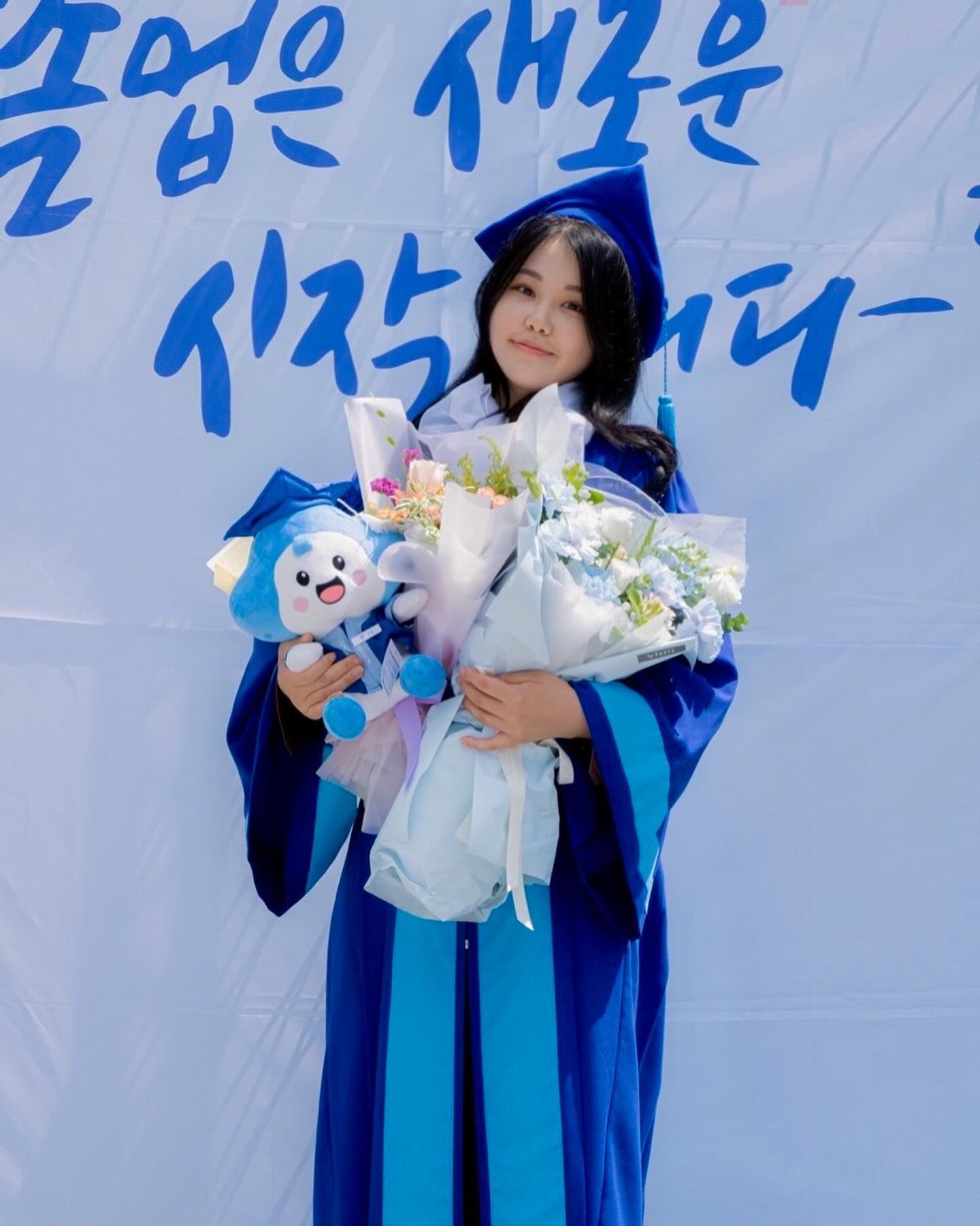 코스모스 졸업은 진챠 ••“ 사서 고생하기 ~ 😎🥸🎓