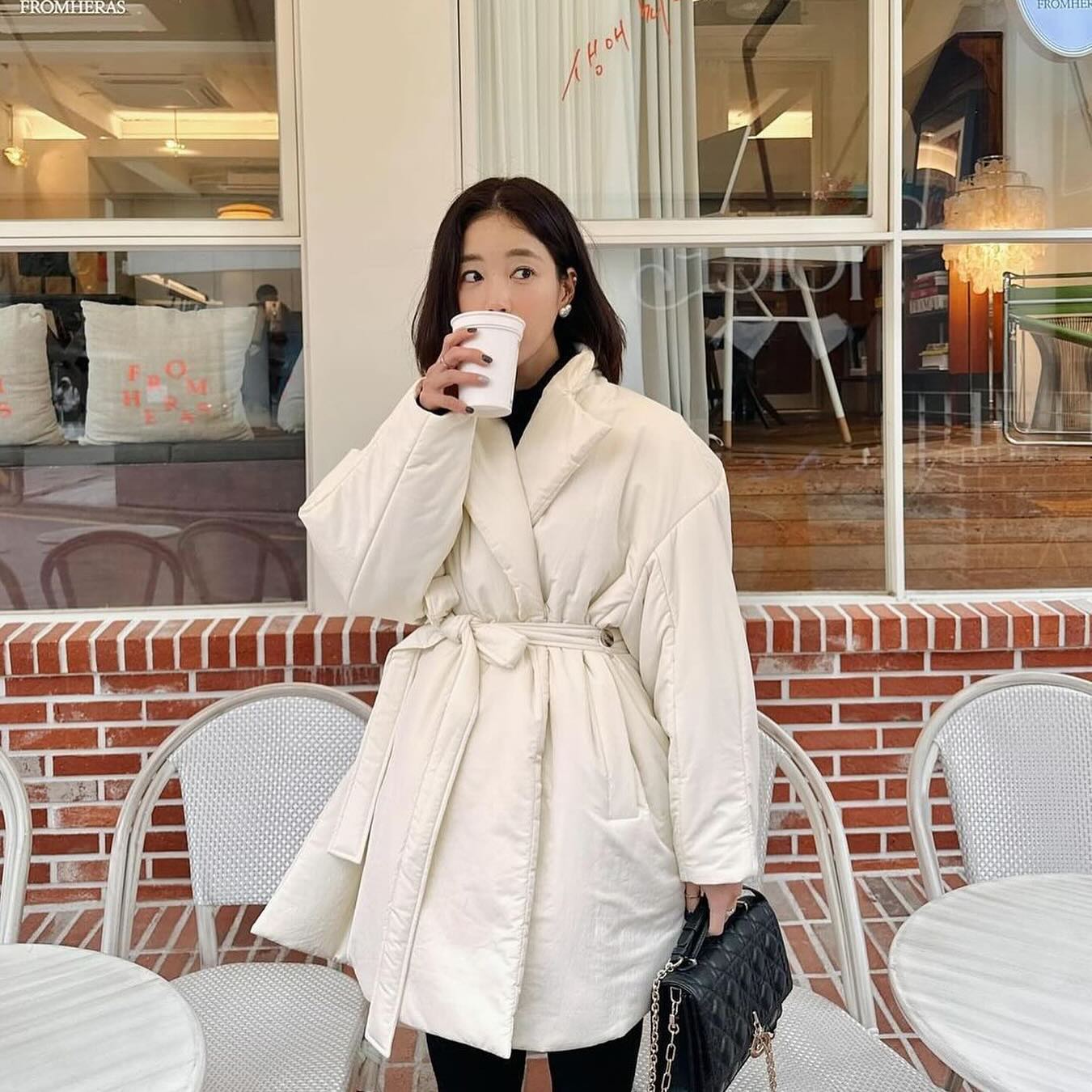 #협찬 houseof__official 

디자이너브랜드 패션 매거진 하우스오브 

지금 하우스오브에서는 애정하는 디자이너브랜드를
하우스오브에게 추천하면 10명을 추첨하여
디자이너브랜드 옷 구매 지원금을 받을 수 있는 이벤트가
진행중이에요

평소 관심있게 보는  디자이너브랜드
lepersonalorder #르퍼스널오더 를  추천합니다!

우아함이 넘치는 고급스러운 분위기!

하우스오브 인스타그램 houseof__official 팔로우 후 
디자이너 브랜드 추천 게시물을 업로드하고
하우스오브와 디자이너 브랜드 태그 후
게시물에 참여완료 댓글 남기면 끝! !

저도  발빠르게  참여해봅니당❤️

이벤트기간 24.1/18(목)~24.2/16(금)
당첨자 발표 24.2/21(수)

#디자이너브랜드 #패션 #패션매거진 #하우스오브 #스타일링 #브랜드추천 #디자이너브랜드추천 #패션콘텐츠 #패션정보 #이벤트공유 #이벤트추천