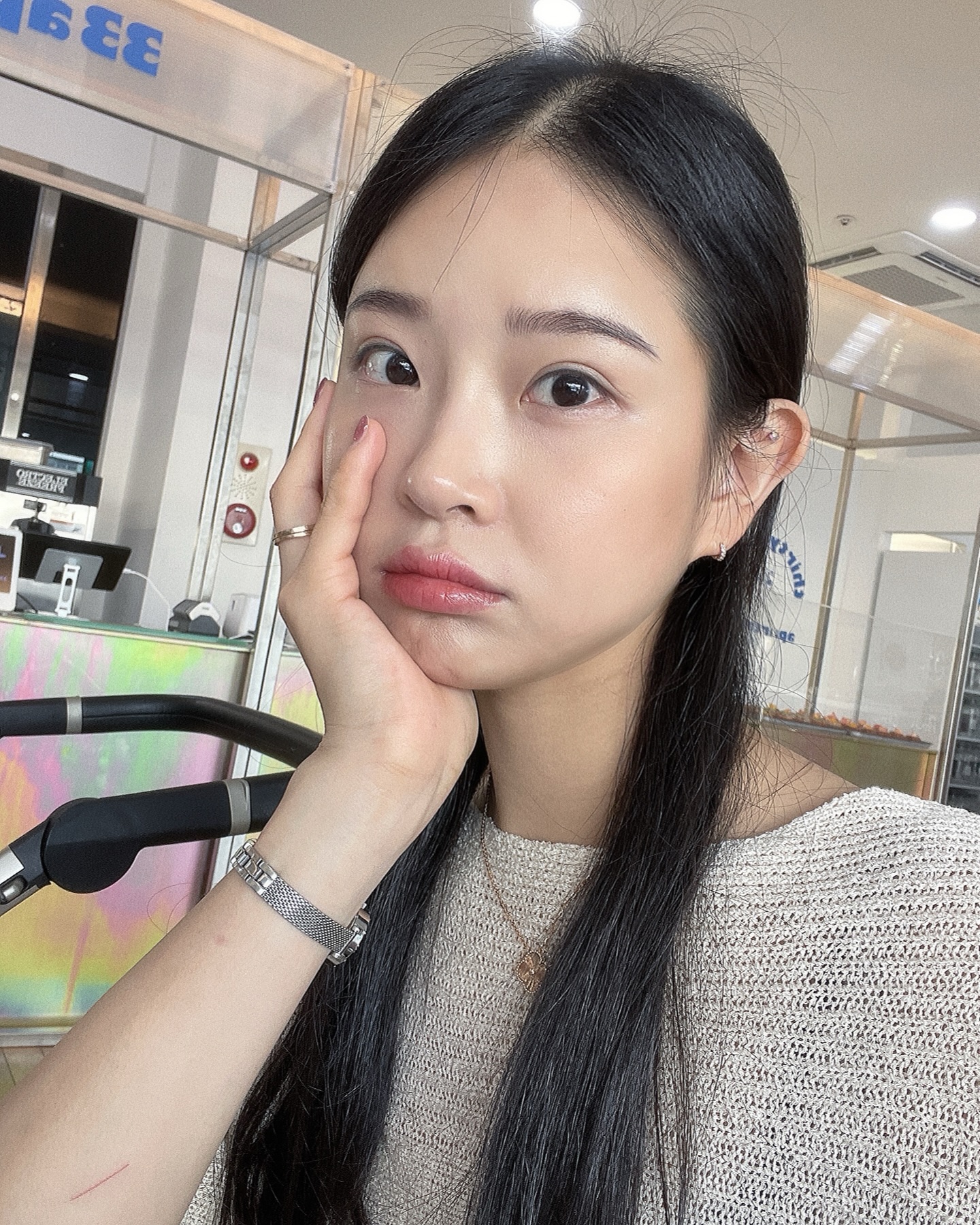 이 시간에 카페인 충전☕️
