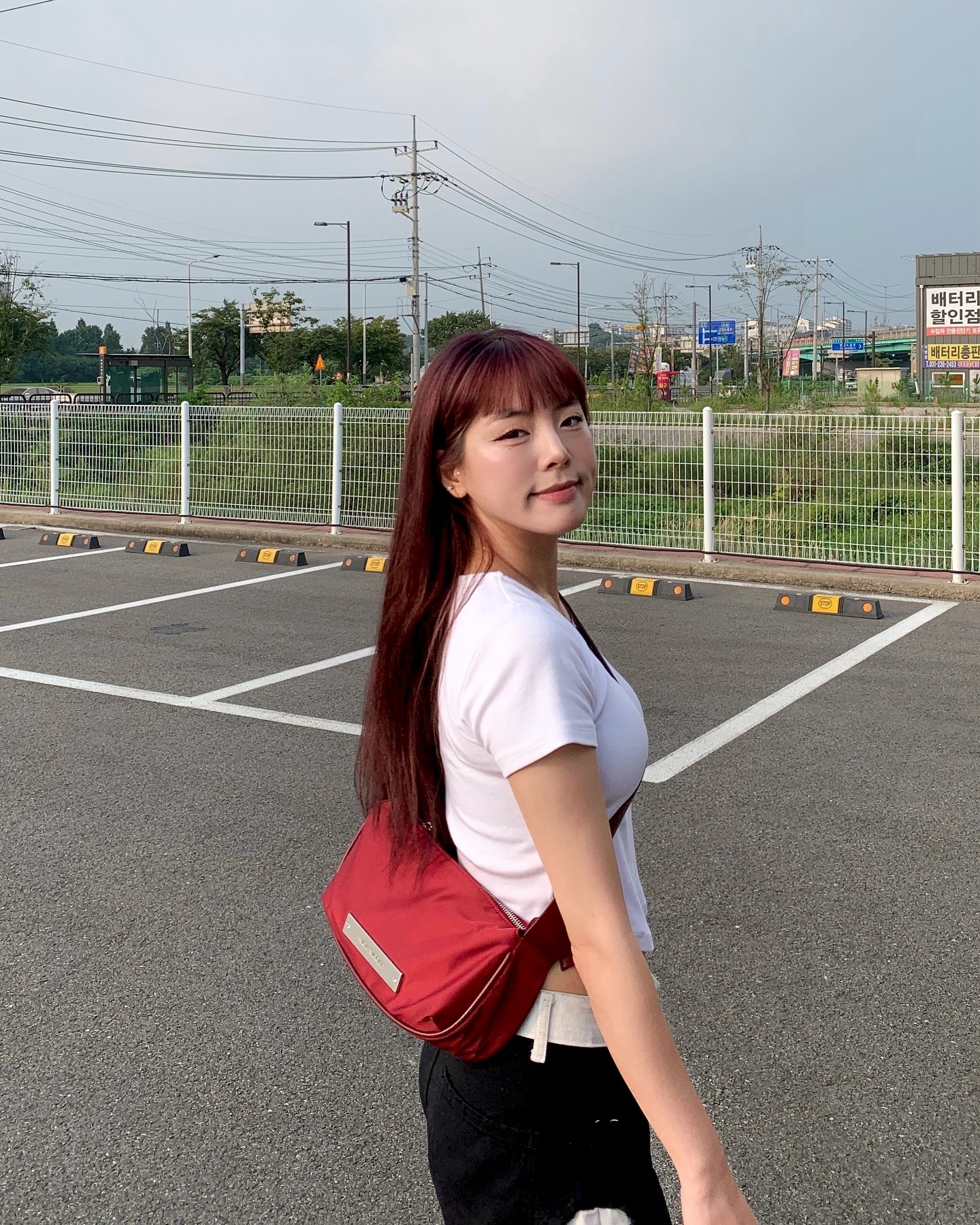 평일 휴무 참 좋은 거 같기도 하고 아닌 거 같기도 하고,
닉앤니콜 가방은 좋은 게 확실💫