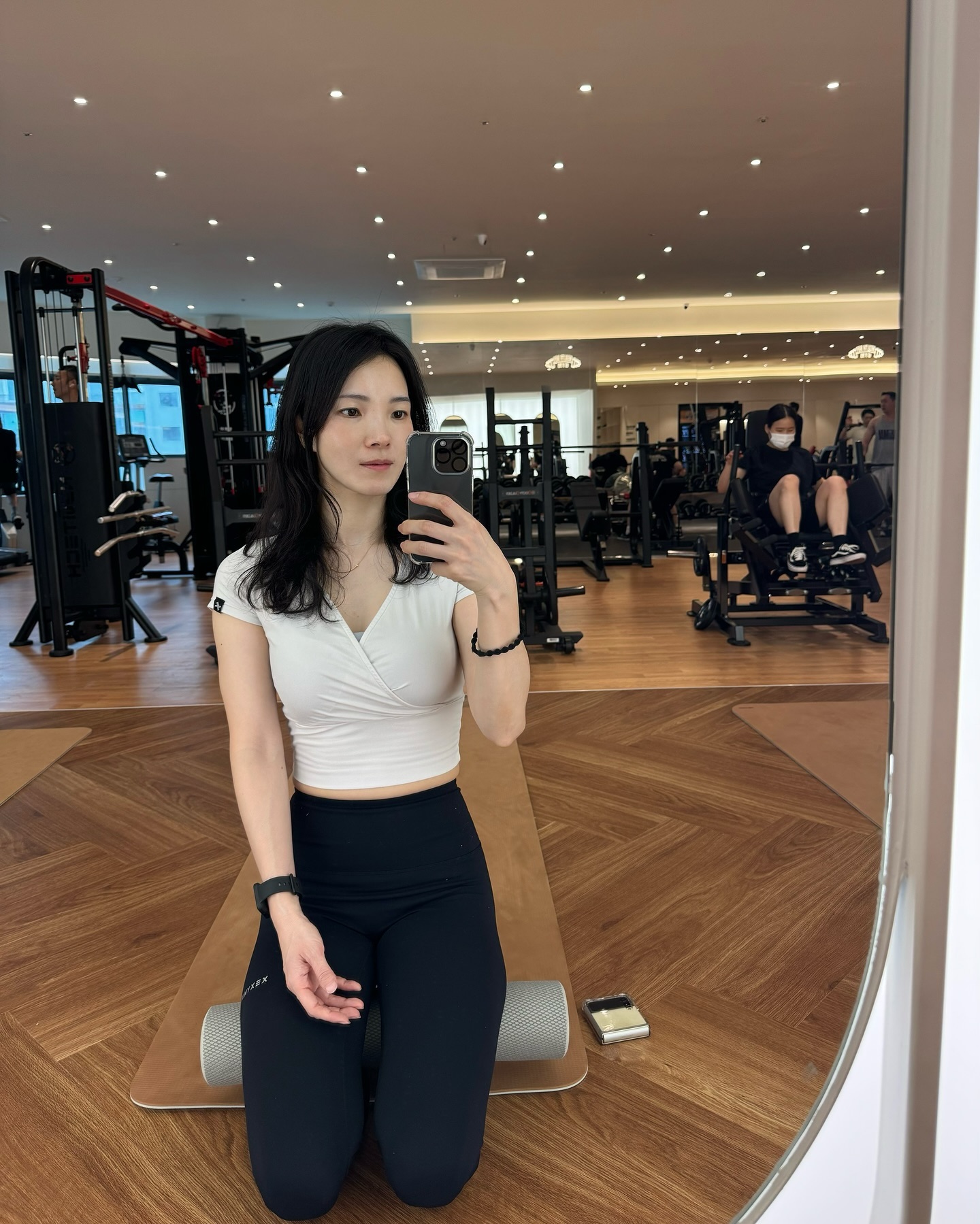 센터는 가뭄에 콩나듯이 다니는요즘
운동을 많이못해서 점점 체력이 떨어지는듯?
그래도 꾸준히 뭔가는 하고있어요🤭

불금엔 헬스클럽인거 국룰!!

#오운완#운동하는여자💪#운동인증샷