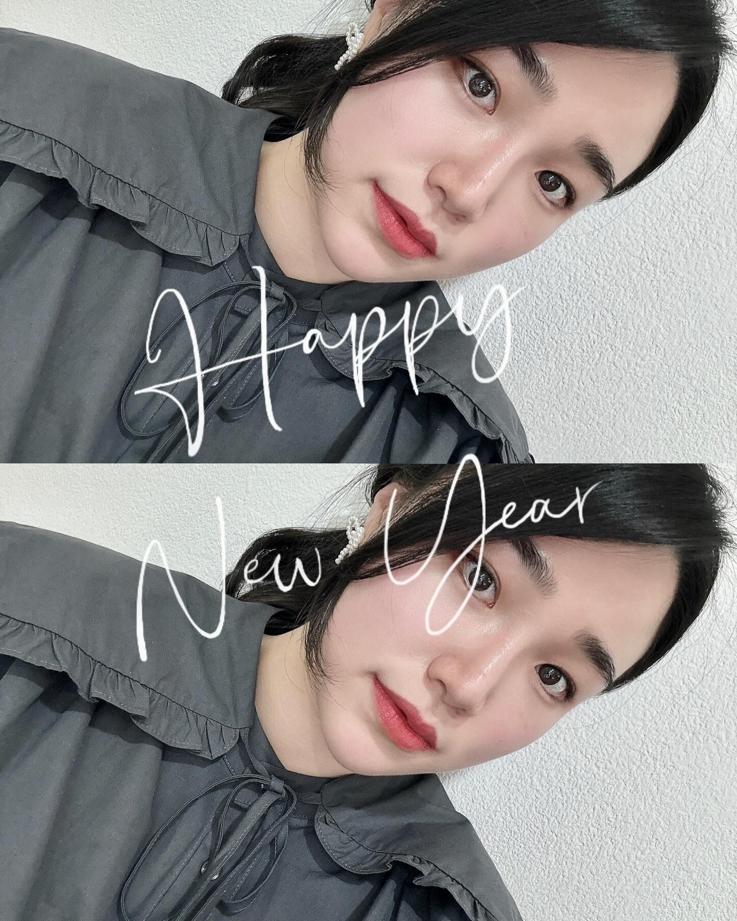 -
🖤HAPPY NEW YEAR🖤
24년은 정말 여러모로 큰 변화가 있을거같은데 
그만큼 더 기도로 준비해야겠다는 생각이 많이드는 해🙏🏻
추진력이 길러지고 전진하는 한해가 되기를! 
화이팅팅🤍

24년 벌써 하루 지난거 맞아요?벌써 출근이네요 
대표님!저 아파요~~가기싫..아니야 새해부터 이럽니다