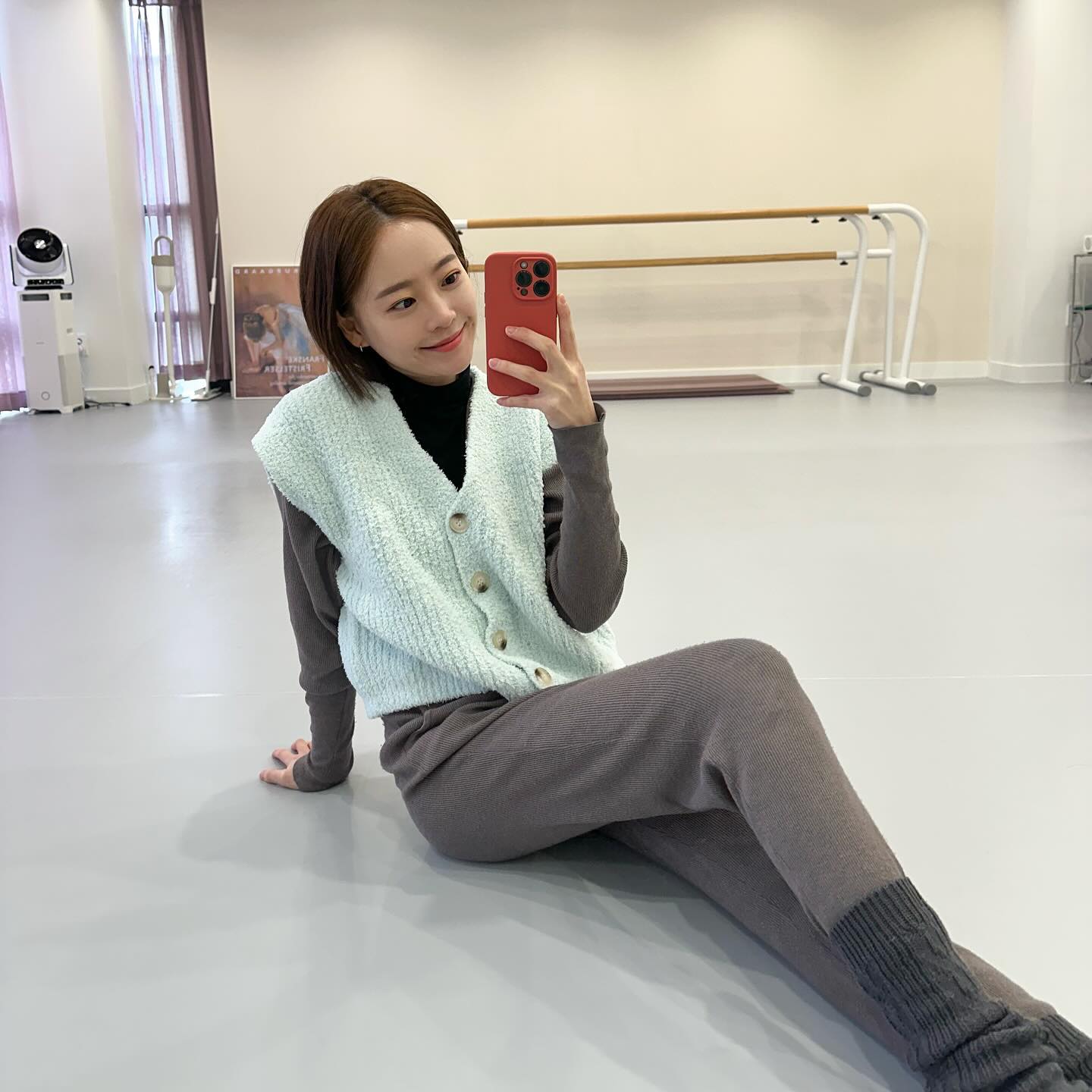 2024년 첫 수업✌🏻❤️
좋은사람들과 행복한 공간에서 힘차게 시작🥳 🩰