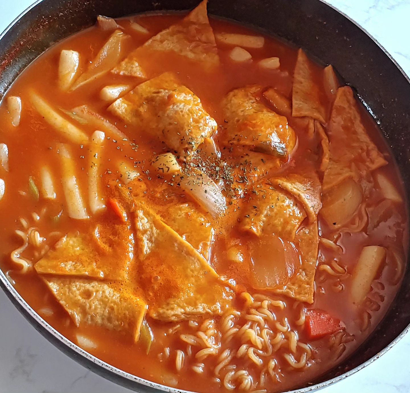 #집에서 #떡볶이 #맛있다

#일상 #소통 #간식 #간식스타그램 #맛스타 #맛스타그램 #먹스타 #먹스타그램 #식스타 #식스타그램 #선팔 #맞팔 #선팔은곧맞팔 #선팔하면맞팔가요 #daily #koreanfood #delicious #f4f #f4follow