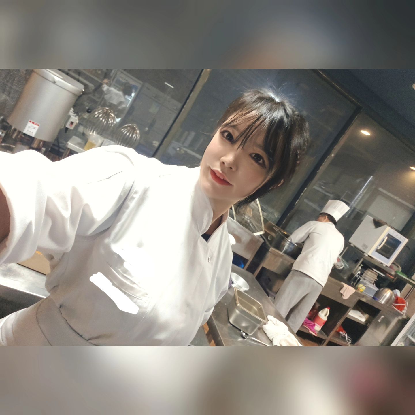 열심히!!!
열심히 하다보면 
내가 원하는걸 
이루고 있을거야~

오늘도 화이팅😝😝