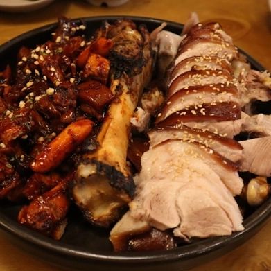 족발야시장 응암역점 
주소: 서울 은평구 증산로 469
대표번호: 0507-1320-4969
영업시간 (연중무휴) 오후 4시 ~ 익일 새벽 1시

국내산 족발만을 고집하는 족발야시장

양도 푸짐하고 엄청 맛있어 또 주문했어요^^
서비스도 굿~~^^
 
#응암동맛집 #응암역맛집 #응암맛집
#신사동맛집 #신사맛집 #새절역맛집 
#새절맛집 #은평맛집 #응암족발 
#응암동족발#응암역족발 #신사족발 #신사동족발 #은평족발 #응암족발맛집 #응암역족발맛집 #족발야시장응암역
