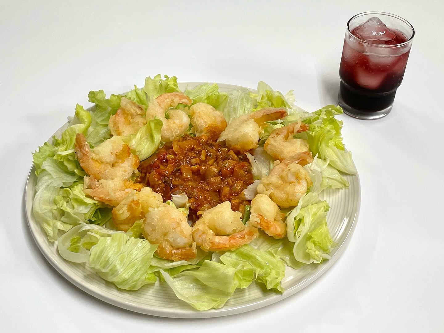 👨🏻‍🍳 : 칠리새우⠀
⠀
 중국집보다 더 맛있는 오빠표 칠리새우🍤💗⠀다이어트 할거라면서 게눈 감추듯 순삭시켰네ㅠㅠ
⠀
⠀
#칠리샤유 #새우요리 #새우안주 #안주추천 #저녁밥상 #가을메뉴추천 #레시피공유 #저녁메뉴 #점심메뉴 #요리스타그램 #요리레시피 #요리하는남자 #신혼부부일상 #신혼부부밥상 #신혼부부스타그램 #선팔 #맞팔 #좋아요 #좋반 #팔로우 #소통스타그램 #맞팔환영 #fff #f4f ⠀⠀⠀