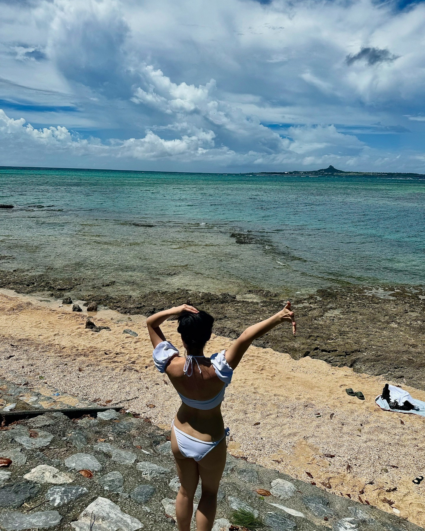 #okinawa #bikin #비세자키 #여름휴가 

다음주면 추석인데, 아직도 한여름이라 늦은 여름 휴가중 👙🌊

#유지어터 #오키나와 #자유스노쿨링 #스노쿨링 #비키니 #운동하는여자 #무보정 #기카노보 #운동하는직장인 #운동계정 #운동소통 #맞팔 #팔로우 #바디체크 #운스타그램