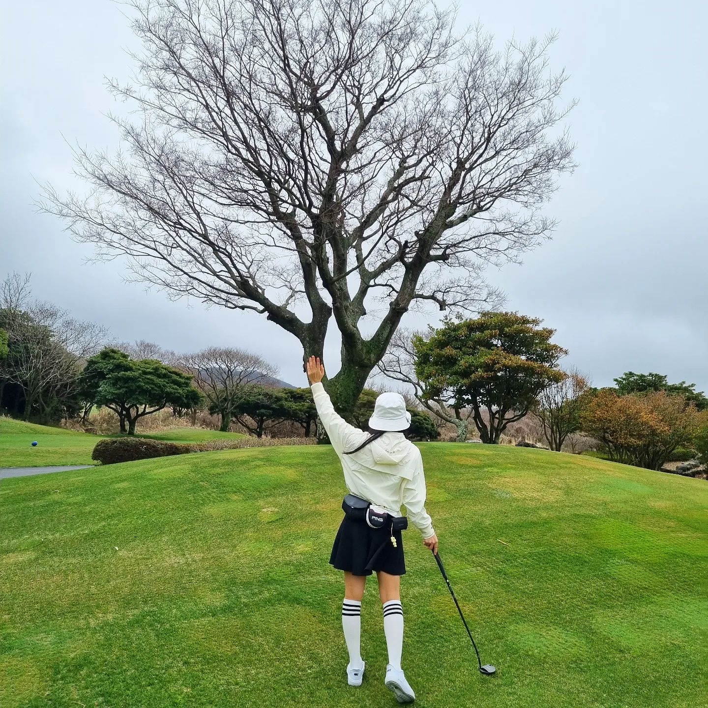 ⛳️ 🏌‍♀️

신나게 출발했지만
아쉬웠던 날씨..
결국 2홀치고 홀아웃🥲
다음에 다시 올게~~~~

2023.03.23

#앨리시안제주 #골린이 친구들과 #라운딩⛳️ #골프동아리 #어우리 #언더할때까지 #화이팅💪 #제주도민 #제주부부 #제주라이프