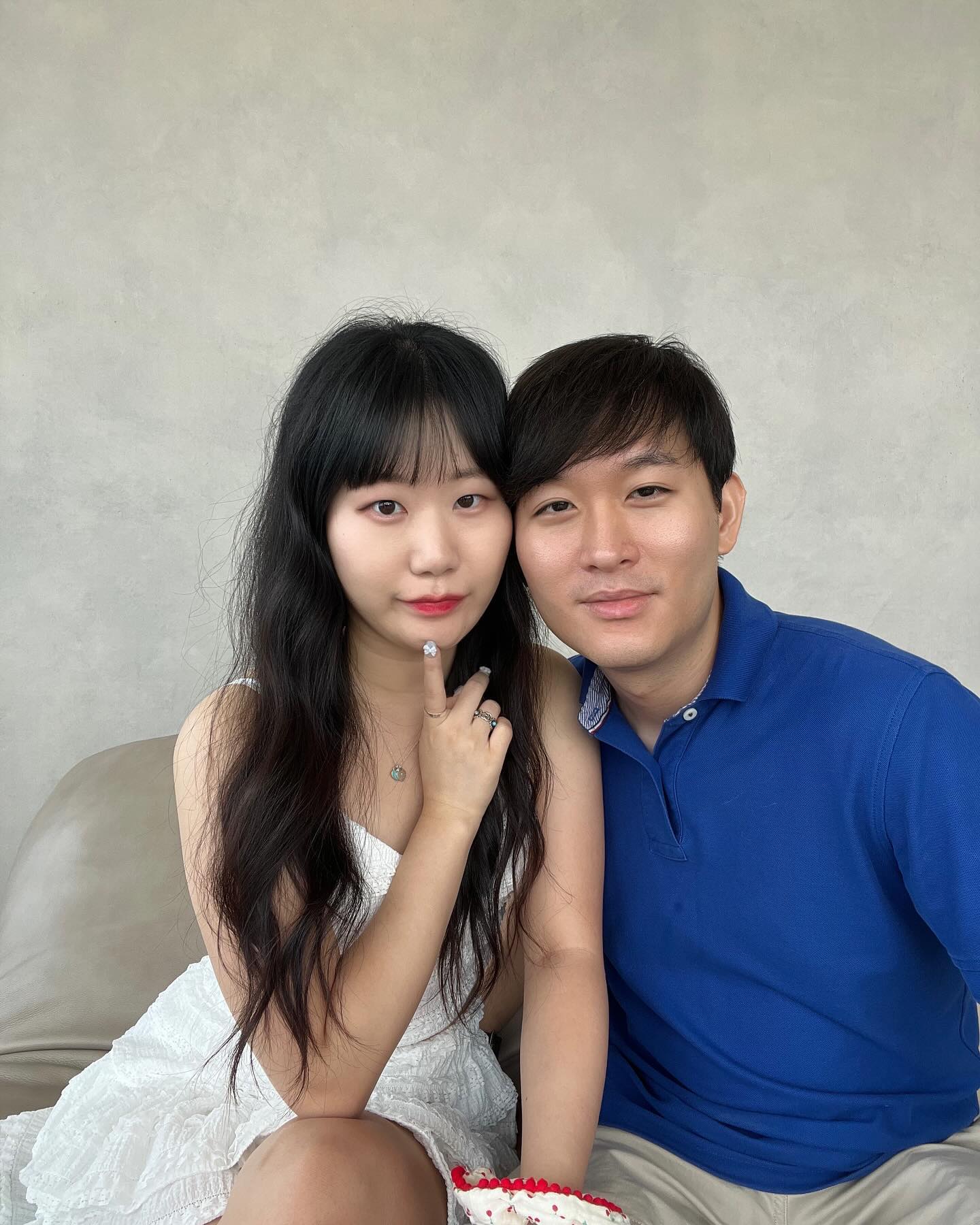 #여름휴가 #데이트 #신이나
혹시 로보트세요...?🤖🙃
함께여서 즐거웠던 여름휴가였다! 🫶🏻❣️
.
.
#커플 #일상기록 #일상그램 #셀카그램
#selca #dailypic #여름아가라 #덥다...