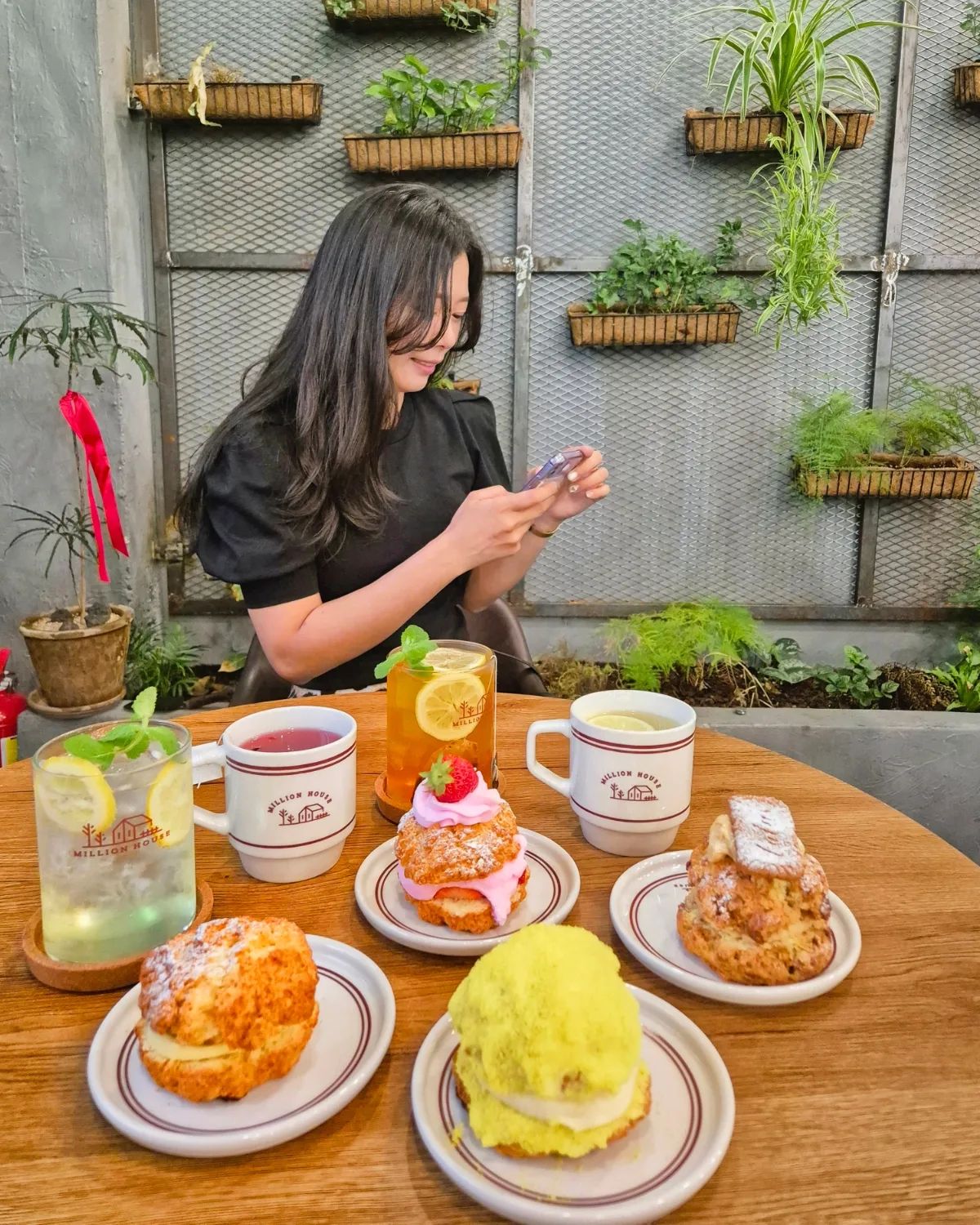 Million House
울산 디저트 맛집
다음엔 크루키다!!!!!😋