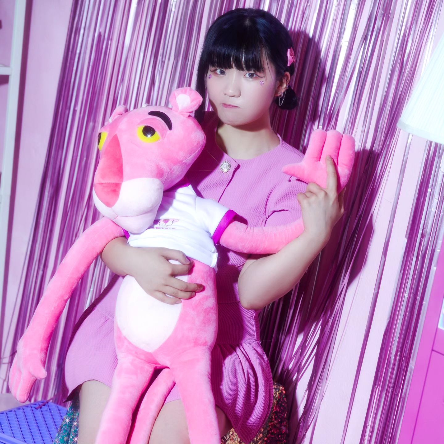 PINK 💗

lucedeange_studio

#사진 #사진모델 #컨셉스튜디오 #컨셉사진 #하이틴 #키치 #kitch #highteen #photo #photomodel #model #studio #pink #concept #신사 #논현 #강남 #sinsa #nonhyeon #gangnam #fff #fyp #fypシ #좋아요반사