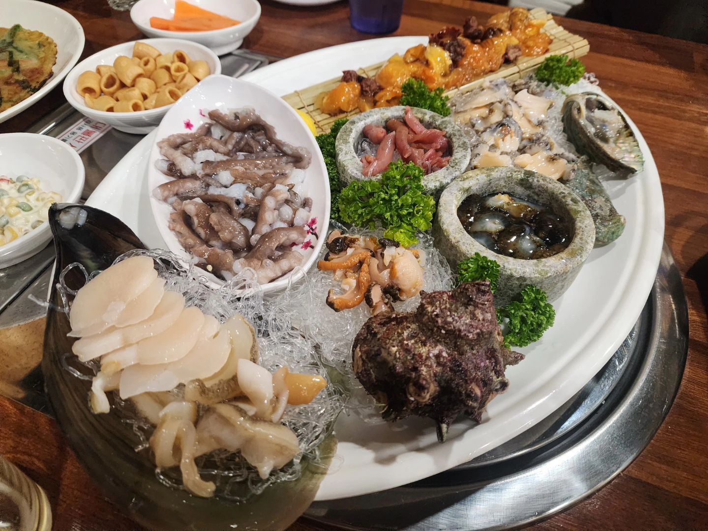 #울산나들이 #삼산핫플 #해물모듬회 #글렌피딕15년 #글렌피딕12년 #4시까지달림 #불태웠다🔥 
#주연자동차박물관 #세상처음보는광경 #자동차부터🚘 #경비행기✈️ #탱크프라모델 #없는게없음👍 
#울산판지카페 #곽암카페 #여기개꿀잼 
울 쭈니 친척이지만 친구랑 굉장히 잘 놀았음👍