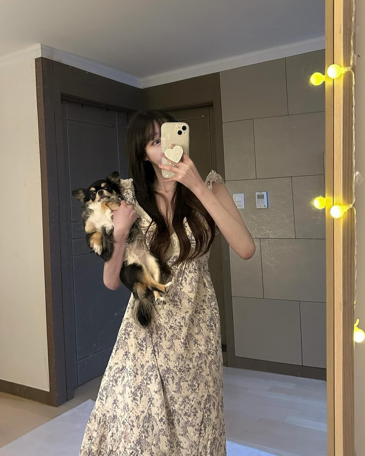 Happy New Year! 🤍
다들 새해 복 많이 받기
24년도 잘 부탁합니다 내 사람들🙇🏻‍♀️🤍
