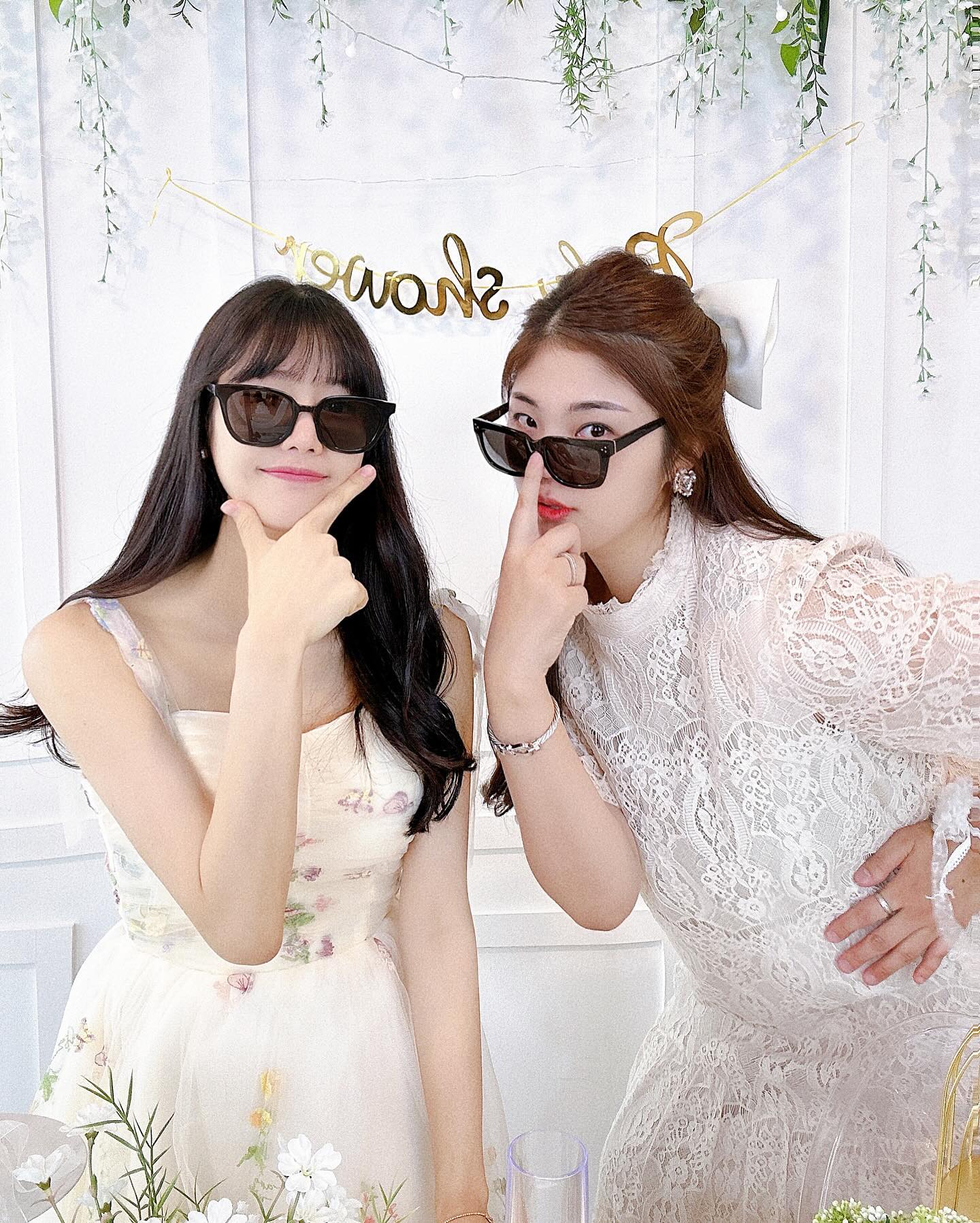 .
.
.
우당탕탕 베이비샤워😎😎

취소하고 다시한 예약부터
베비샤워인데 브샤될 뻔하고ㅋㅋ
그와중에 또 한명 부재까지.. 쉽지않아요😅

깡아, 빈자리가 느껴지지 않아쏘~
덕분에 편하게 잘 놀고 간다요~ㅋㅋ

영지는 내년에 순산하고 꼭 만나자🖤