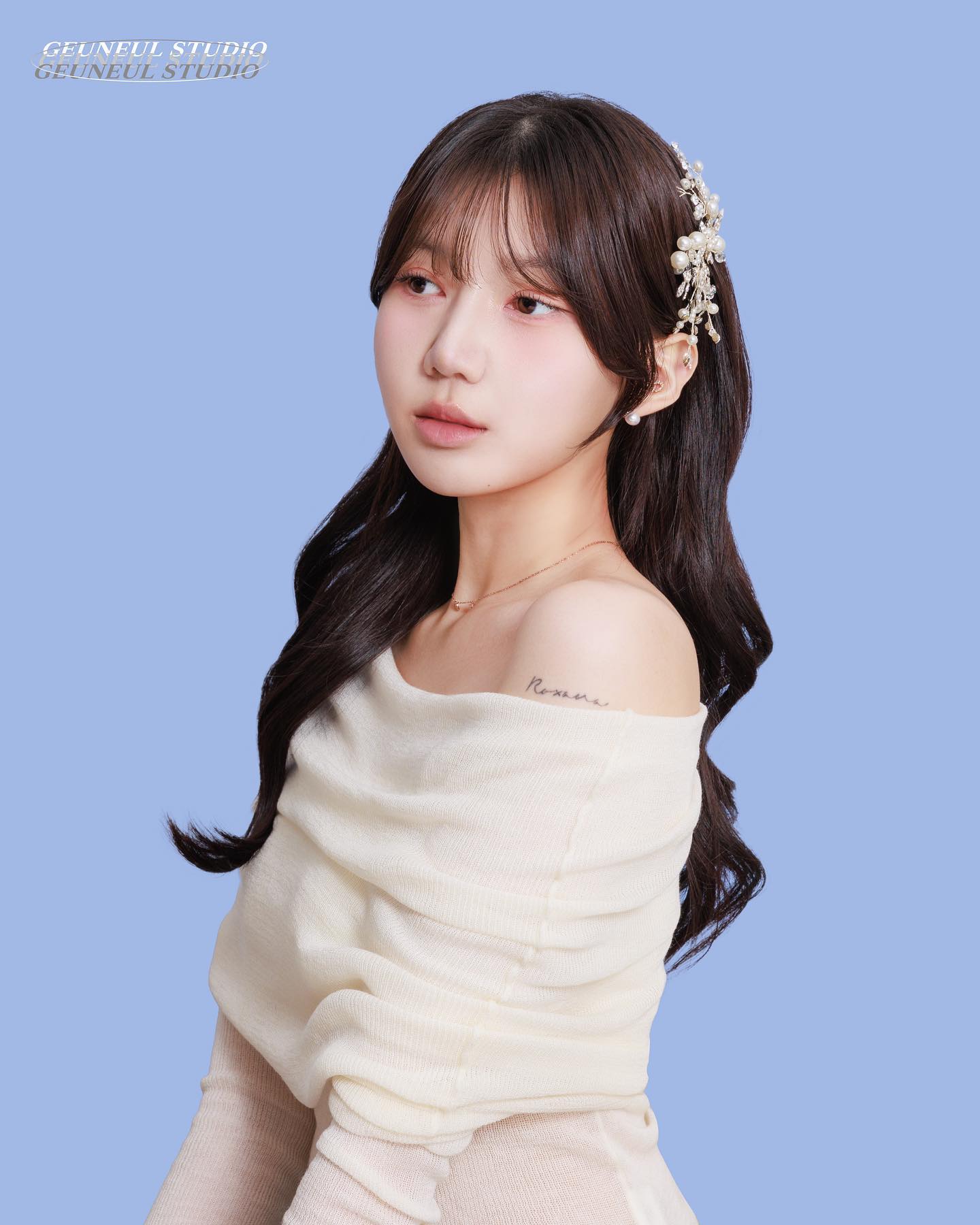 첫 프로필🐰
.
.
.
.
.
#프로필 #프로필사진 #그늘사진관