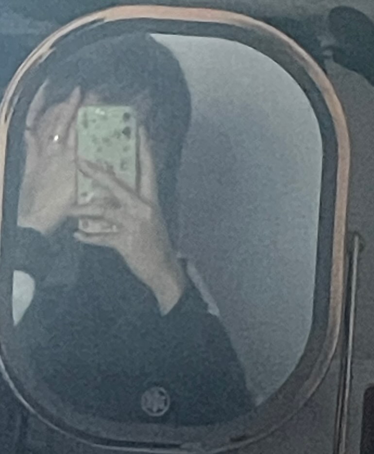 보고싶단 말은 못해도 그리울 순 있잖아