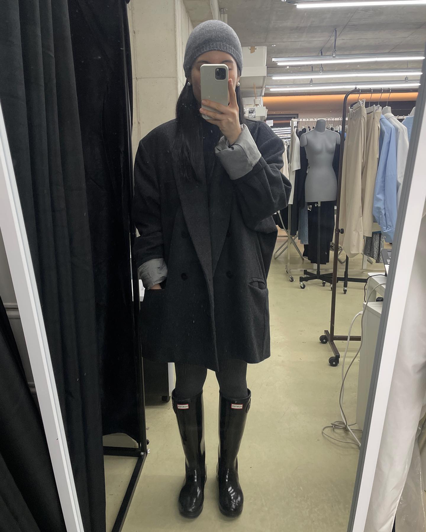 이번엔 비랑 눈치싸움 성공 ☔️👢