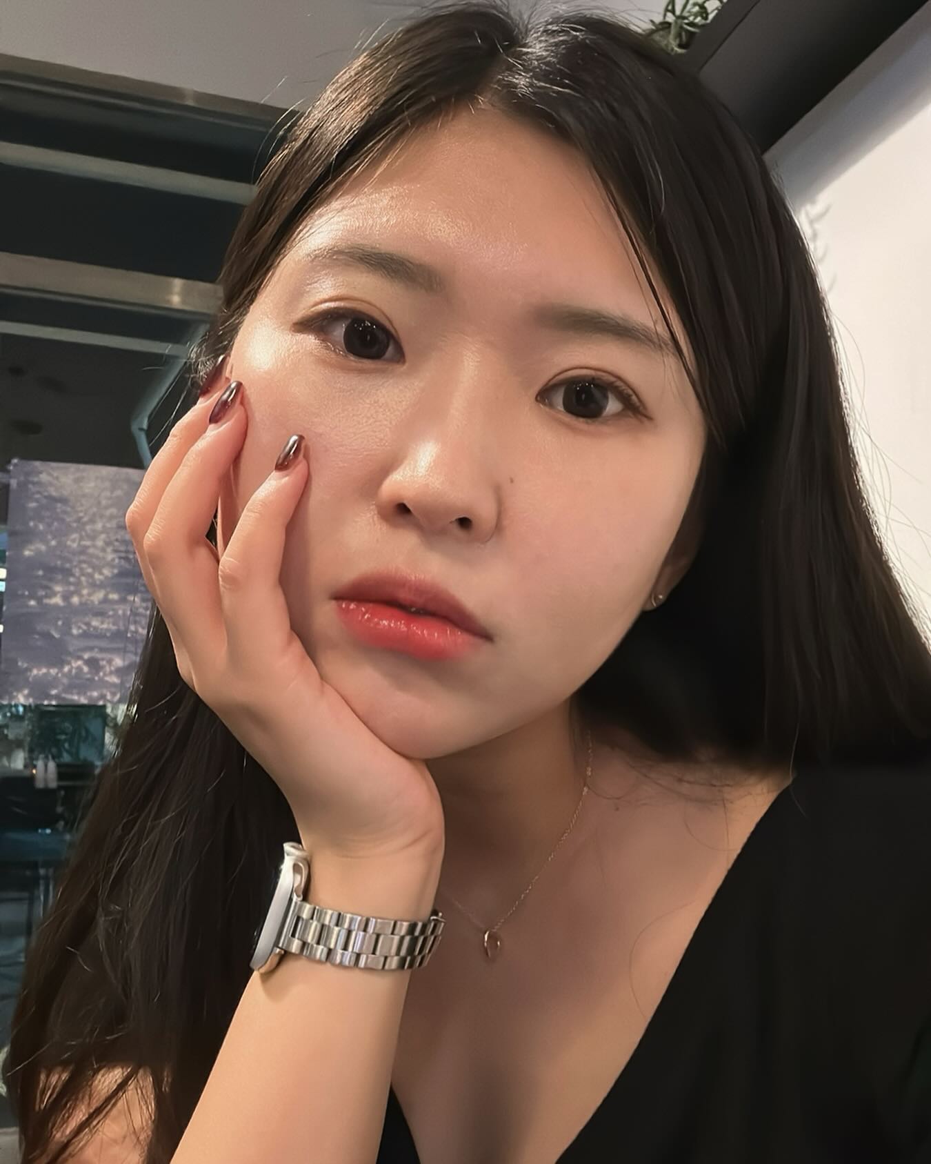 🤨