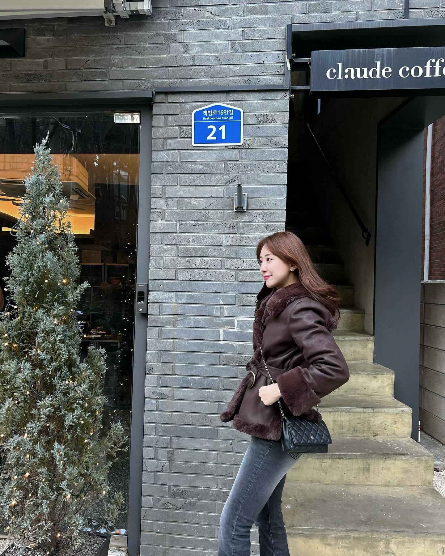 낮엔 따수운 햇살이었고 
밤엔 눈보라 휘날리던 날❄️🌞