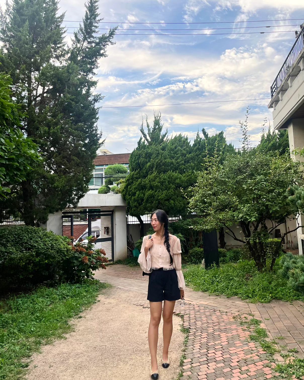 언니가 남겨준 미어터지는 하루요약😍
우리 어제 되게 여러곳 들렸네🤭