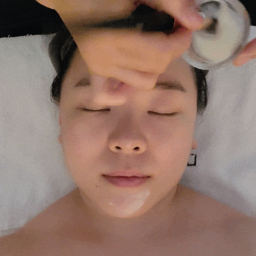 천안 신부동 스킨볼릭에스테틱 : 에스테틱 마디다에서 화이트밀크테라피 우유관리