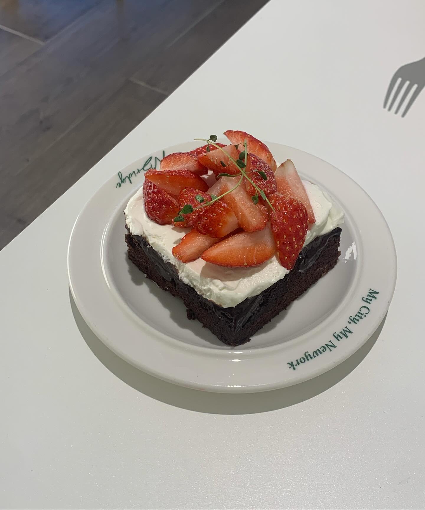 도파민 샘솟는 곳🎅🏻🎄 여기 커피 너무 맛있어서 요즘 최애 카페얀🫶🏻