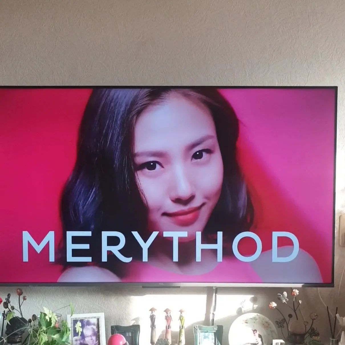 #협찬 #고민시화장품 #고민시pick #메리쏘드 #merythod #메리쏘드CF인증샷 #메리쏘드인증샷이벤트 #메리쏘드이벤트 #색조브랜드 #메리쏘드틴트 #메리쏘드쿠션
고민시 배우님이 색조브랜드 메리쏘드 브랜드 모델로 발탁되심.다양한 컬러의 립타투 벨벳틴트. 크리미하게 매트립 표현가능함. 컬러감 넘 이쁘당