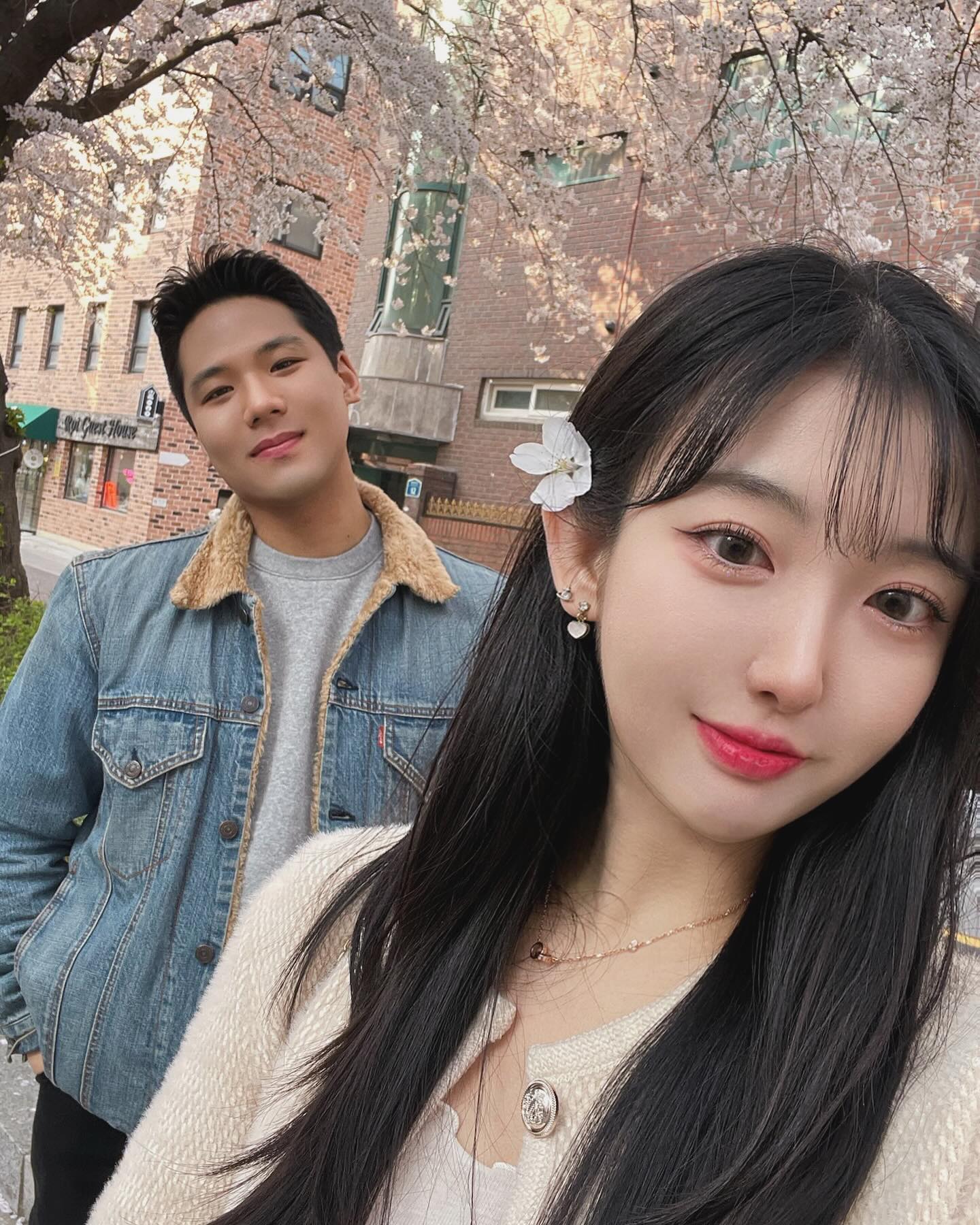 너무 예뻤던 우리의 벚꽃 아지트🌸🩷🤍🫶🏻