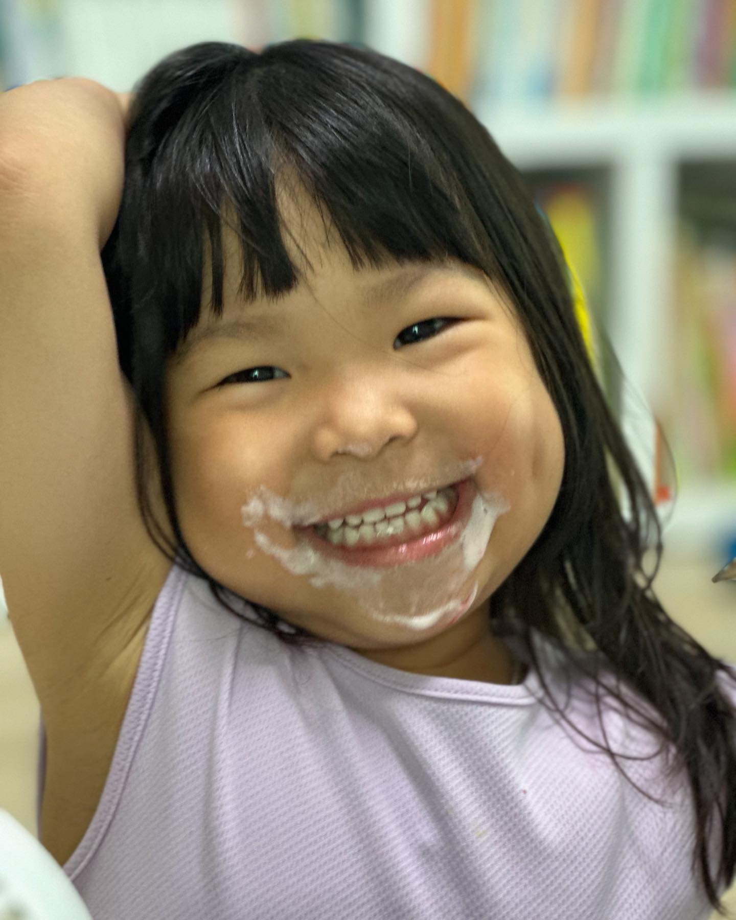 우리집 가장 조용한 시간🍦
아이스크림 얼굴로 먹는 냐니
언니같으면서도 아기같아🩷
천천히 크자 내 꼬마친구야
#단짝친구