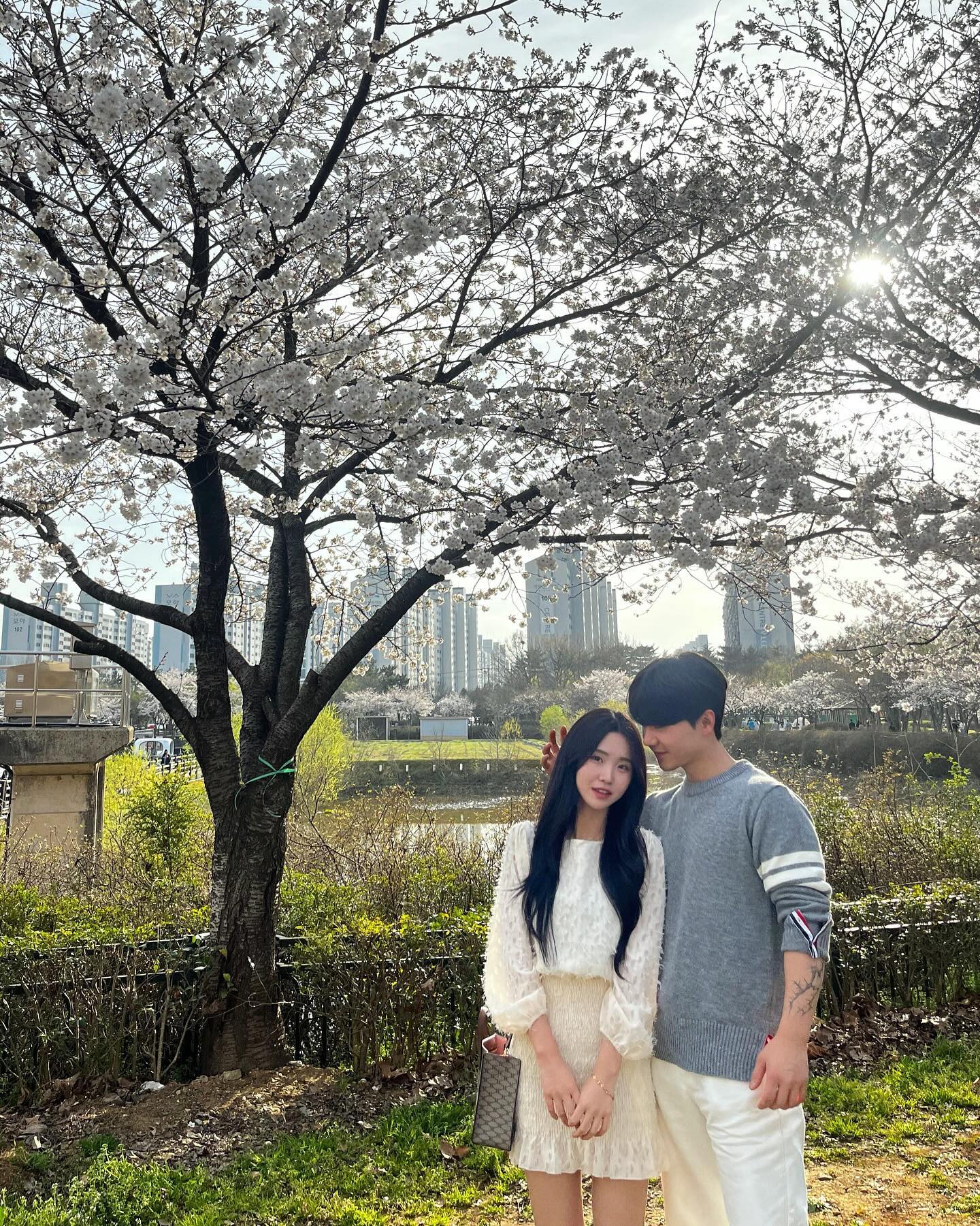 오쁘아랑 꽃구경🌸🩷