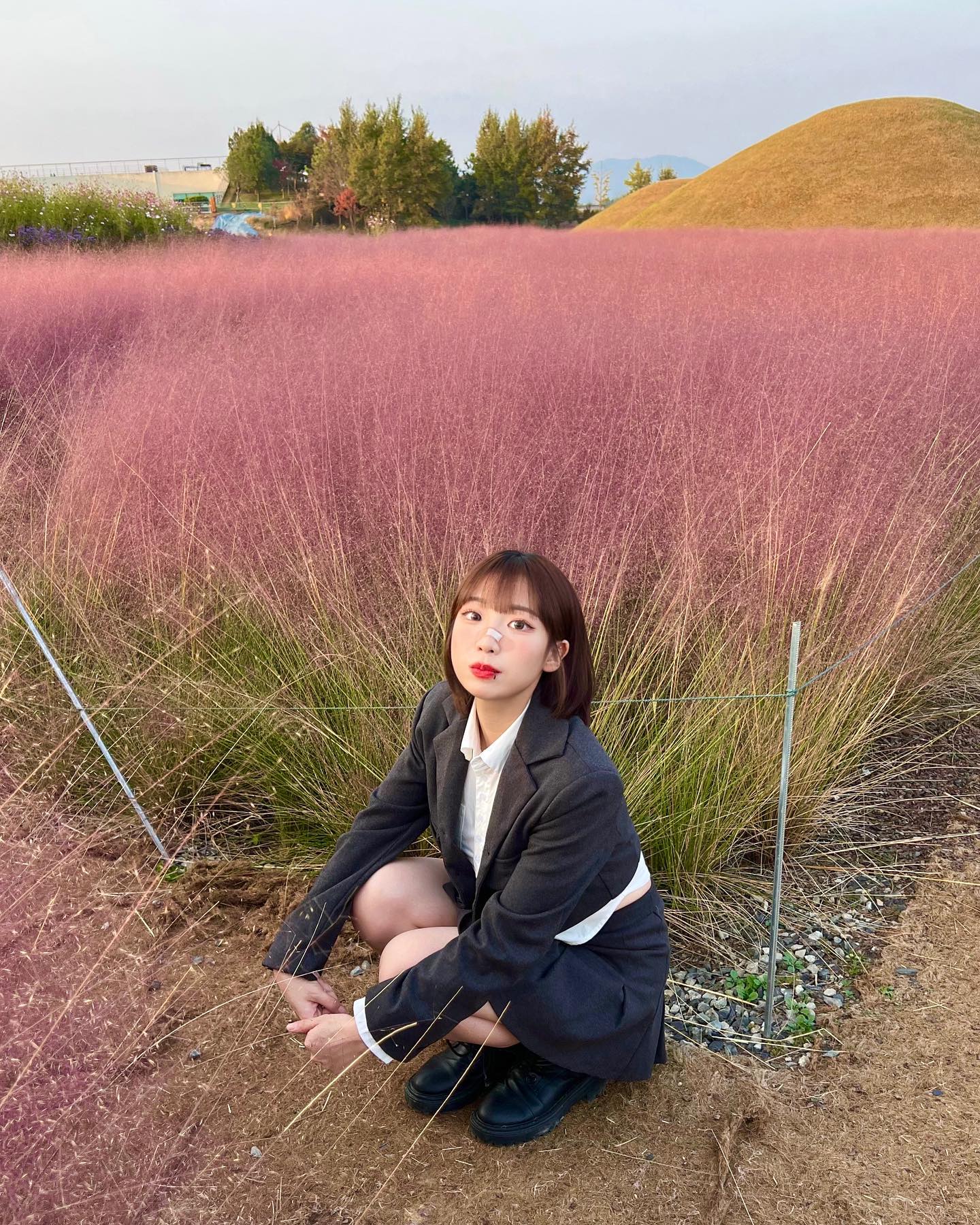 꼬츨 밟지마시오