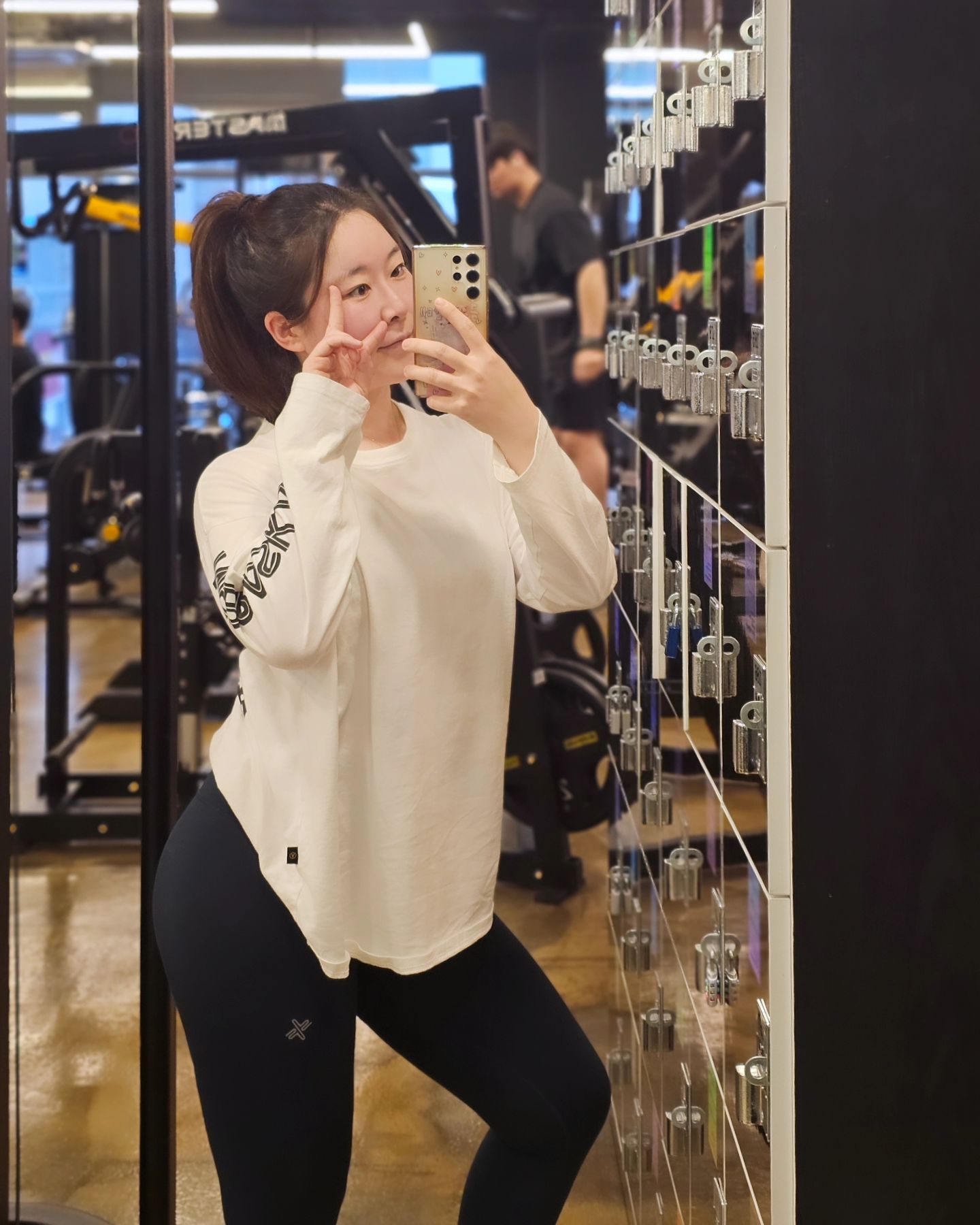 오랜만에 헬스장
남편이랑 캐비 갈 준비 해야지!!!

갑자기 펴버린 벚꽃!!!!🌸
주말까지 버텨죠