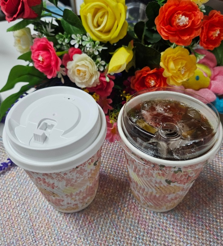 벚꽃 담은 3중단열종이컵 웨이브 벚꽃핑크