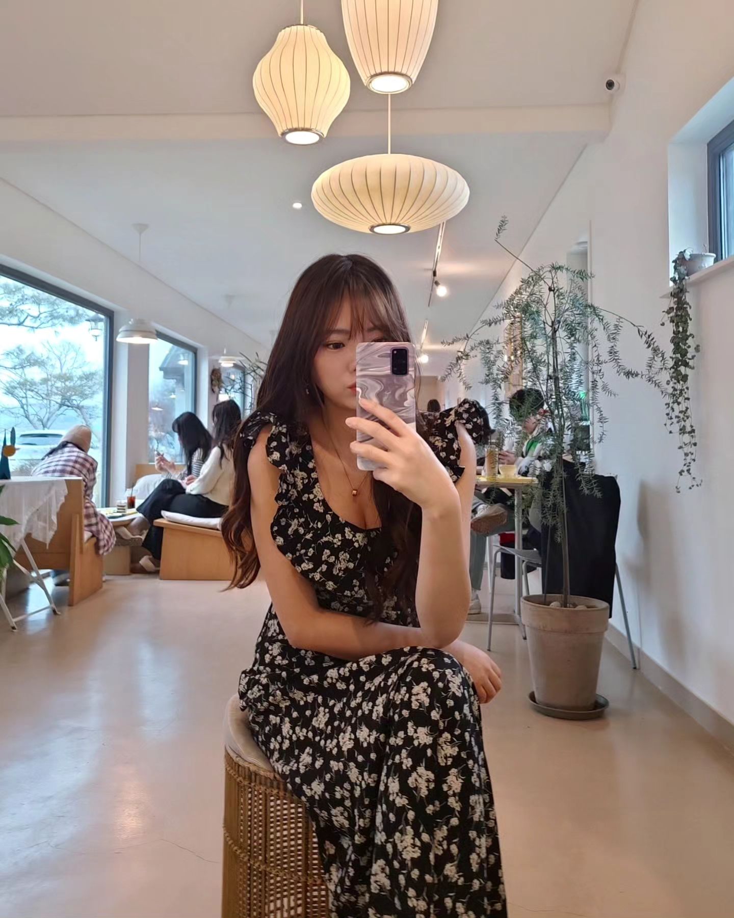 휴양지로 놀러가고 싶어서 겨울에도 #휴양지룩 입는... 
역시 롱원피스는 편해 🎵

#롱원피스 #휴양지휴가 #휴양지 #여행가고싶다 #여행 #travelgram #travel #ootd #holiday #model