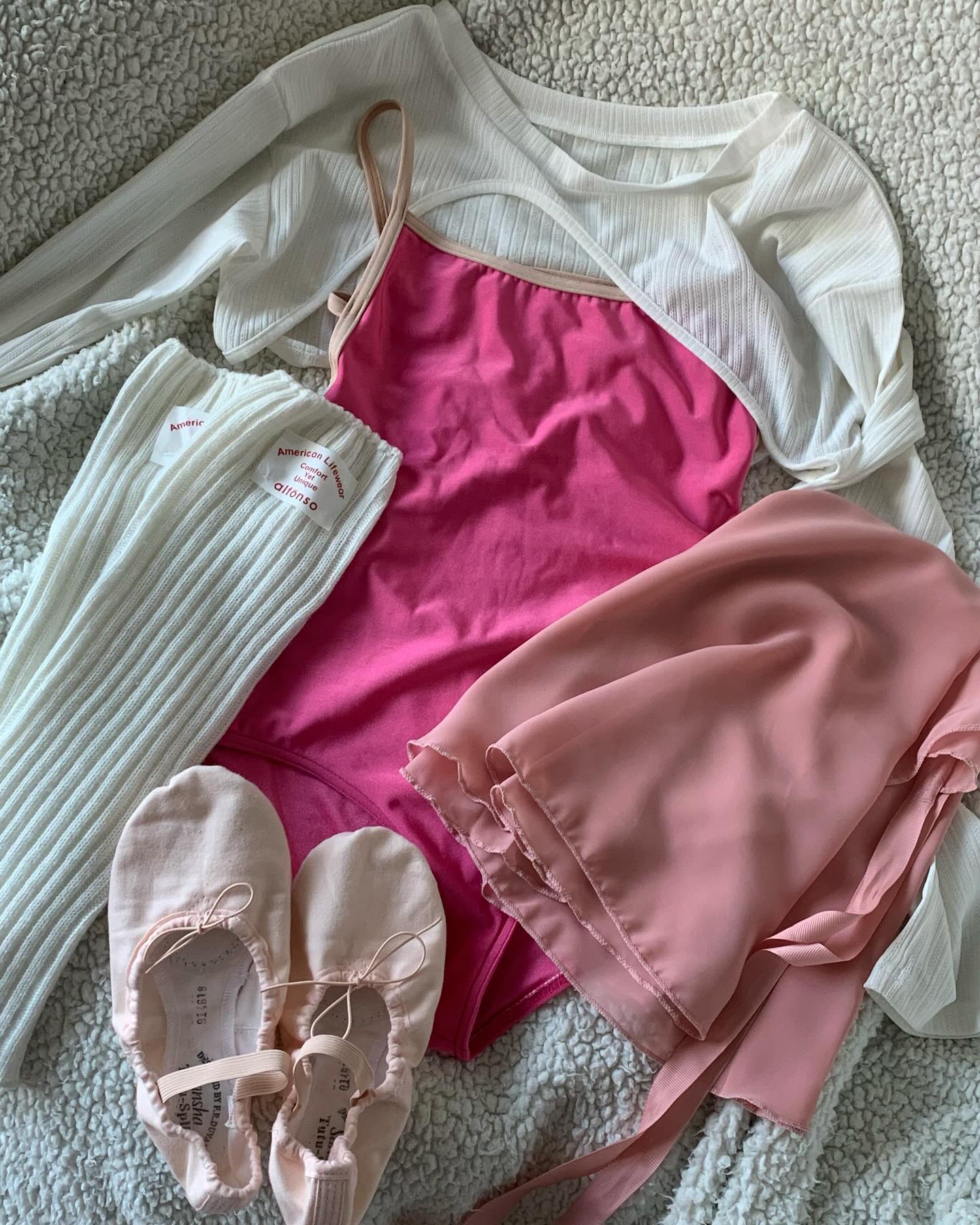 👗🩰✨
발레복 고르고 코디하는 재미💕