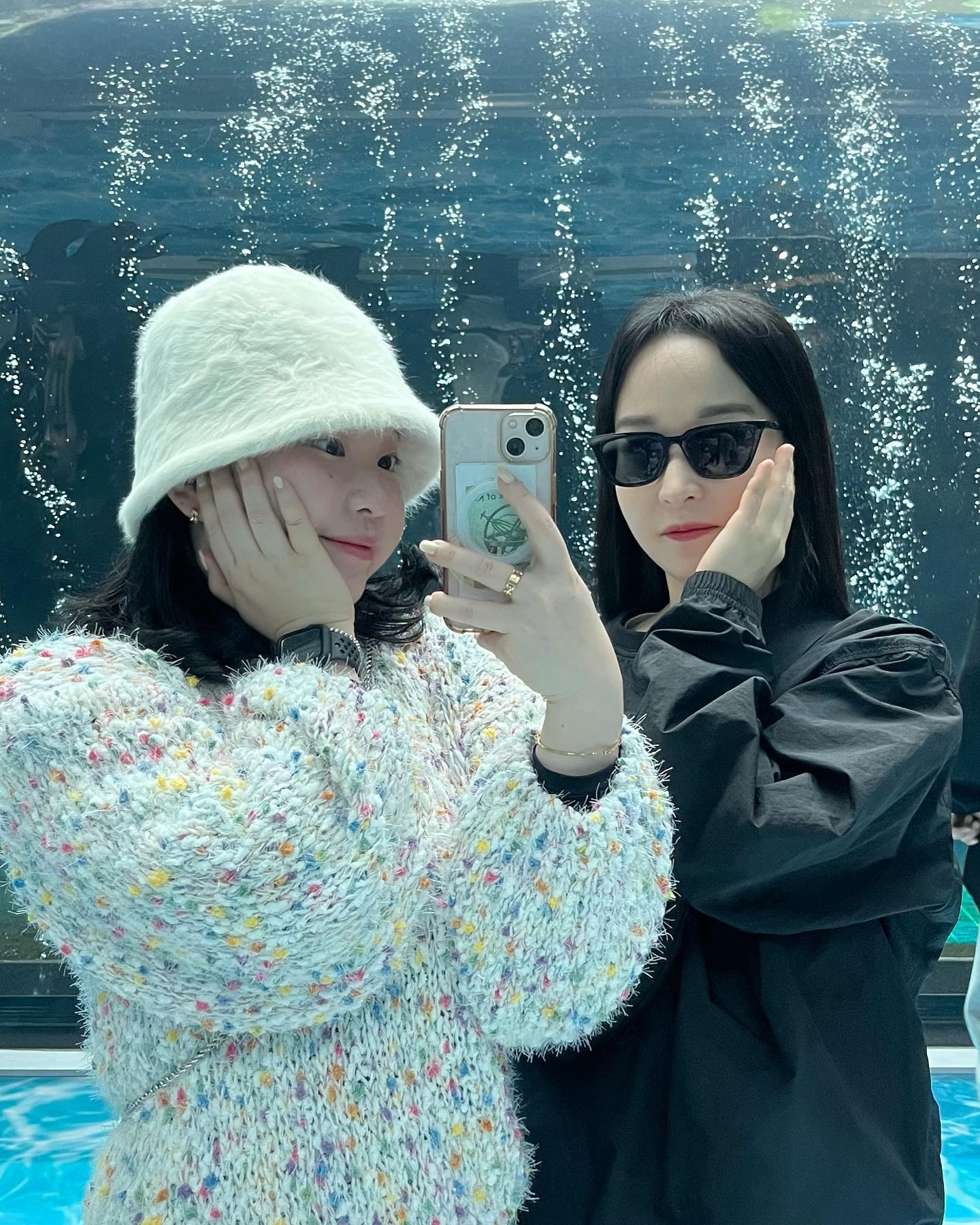 비 
쏟아진 제주 
아쿠아플레넷 사랑해요 🩵

#제주 #제주여행 #가족여행 #아쿠아플레넷제주 #서귀포가볼만한곳 #무지개 #행운 #섭지코지 #좋아요 #둘찌랑 #쌍둥이