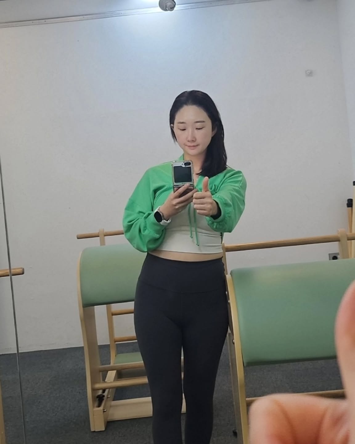 직장인 필라테스 도전기 64회
이번주말은 뭐하고 놀아야 재밌을까?😗

다들 주말에는 뭐하고 쉬시나요?
유잼축제나 가을날씨 추천하고 싶은 곳 있으면
공유해주세요😁

등산이나 가볼까나!!?!

#바렐 #코어운동 #운동소통 #운동복추천
#운동하는회사원 #운동하는연구원 #운동하는직장인

#99프로